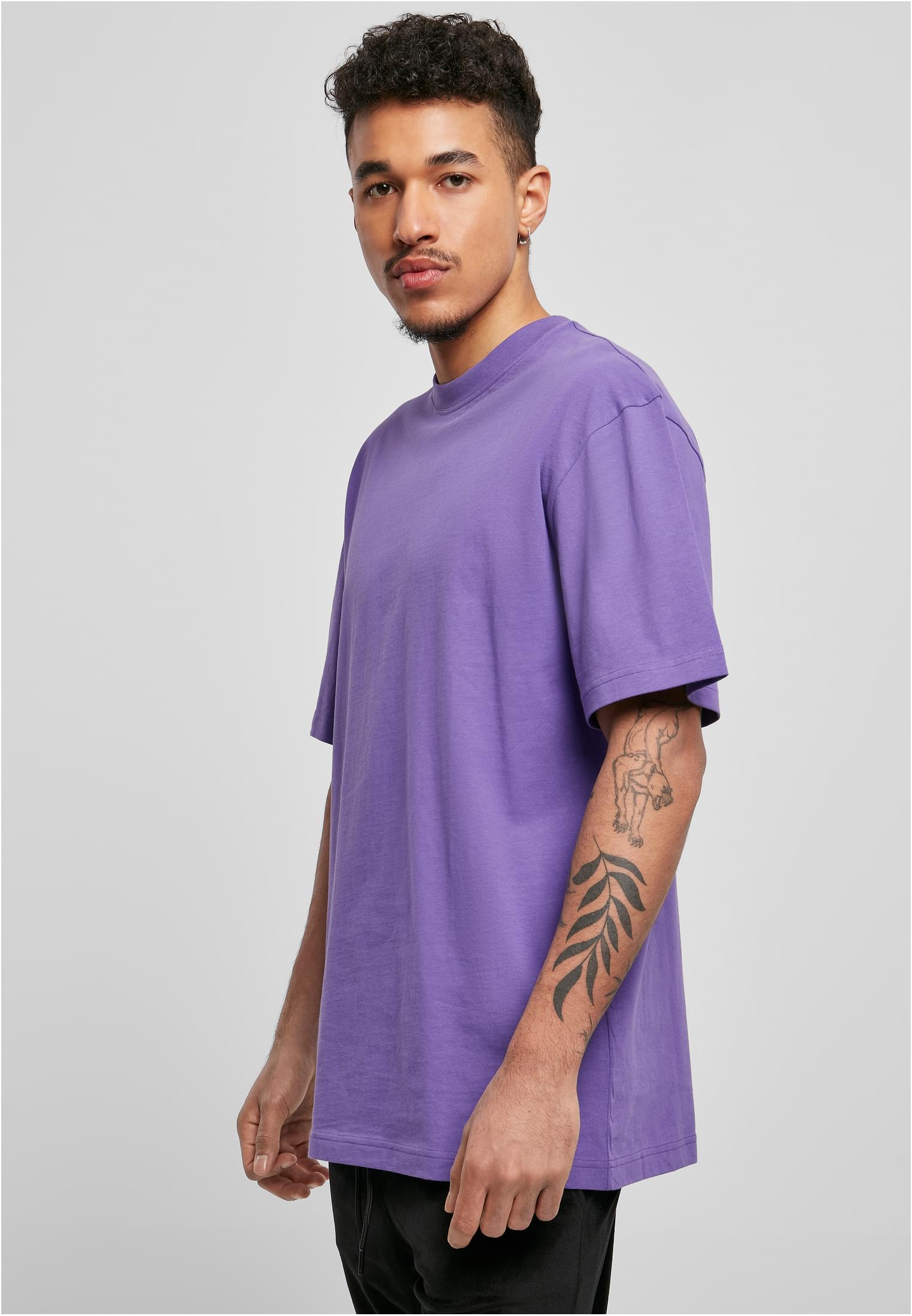 T-Shirt Tall Tee Tb006 Urban Classics Ultra Violet ανδρικά Basic T-Shirts Simple Wear Μπλουζάκια κοντομάνικα