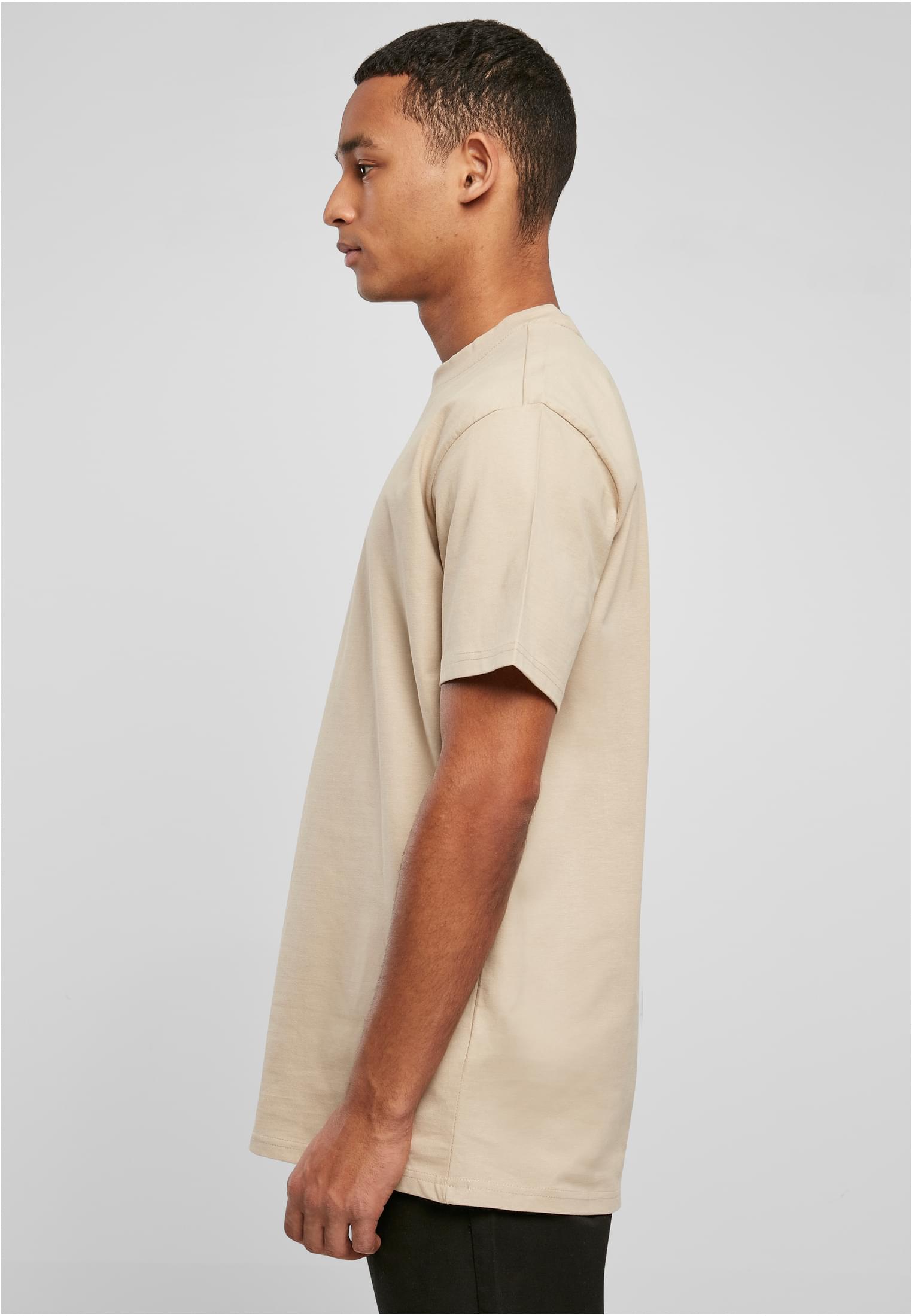 Oversized T-Shirt TB1778 Urban Classics Heavy Cotton Sand