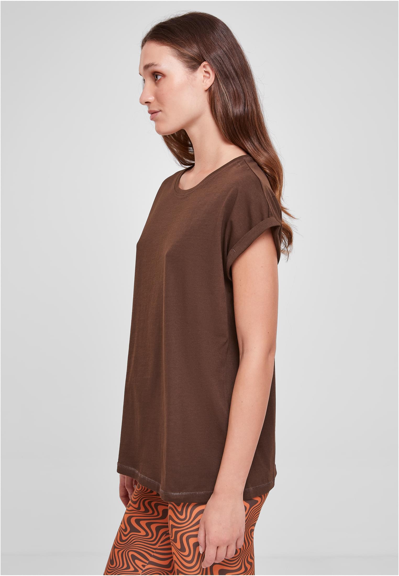 T-Shirt Tb771 Urban Classics Extended Shoulder Tee Brown Outlet γυναικεία Simple Wear Μπλουζάκια κοντομάνικα