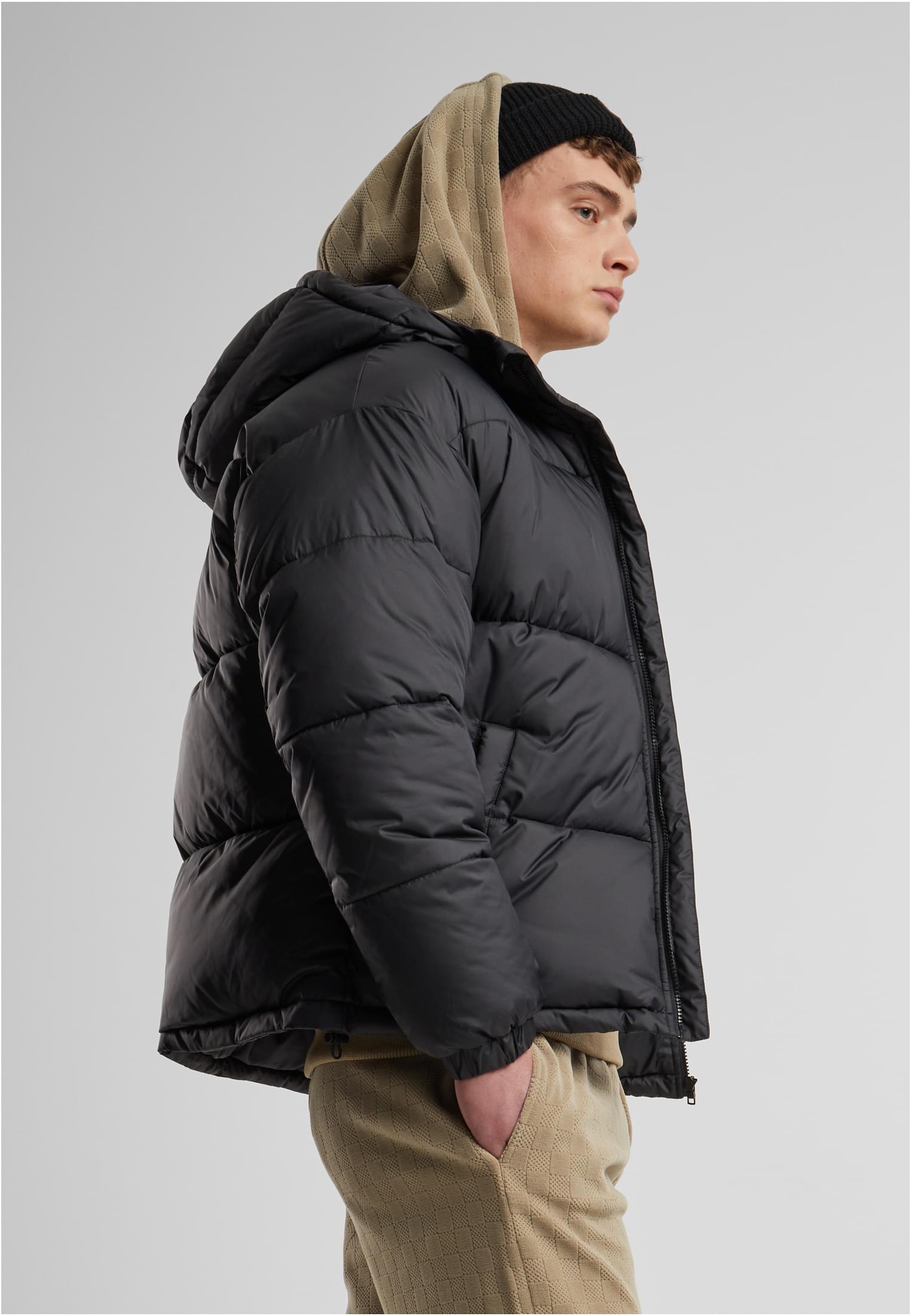 Μπουφάν Puffer με Κουκούλα Tb7257 Urban Classics Black ανδρικά Simple Wear