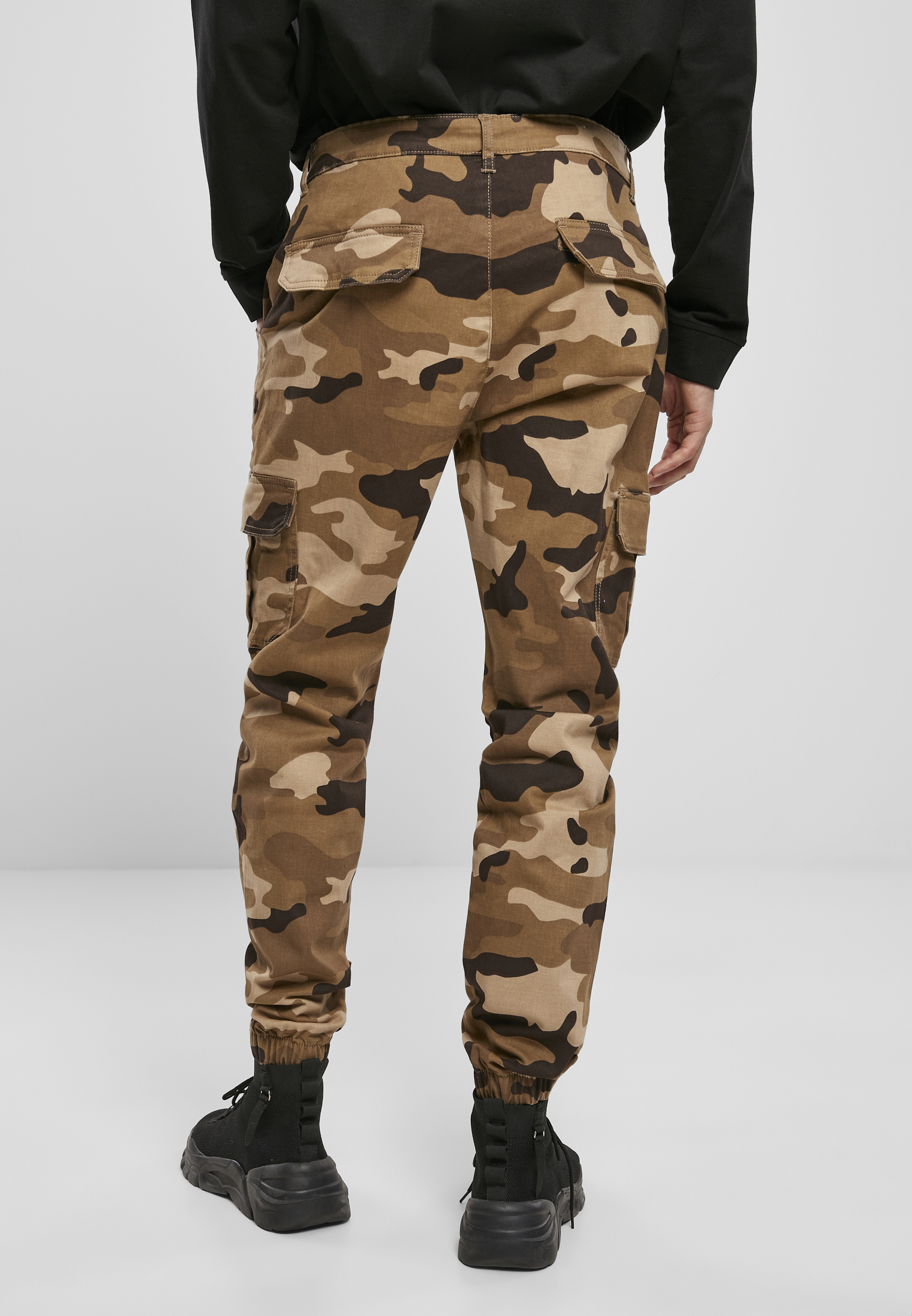 Παντελόνι Cargo Jogger TB3137 Urban Classics Camo darkground camo