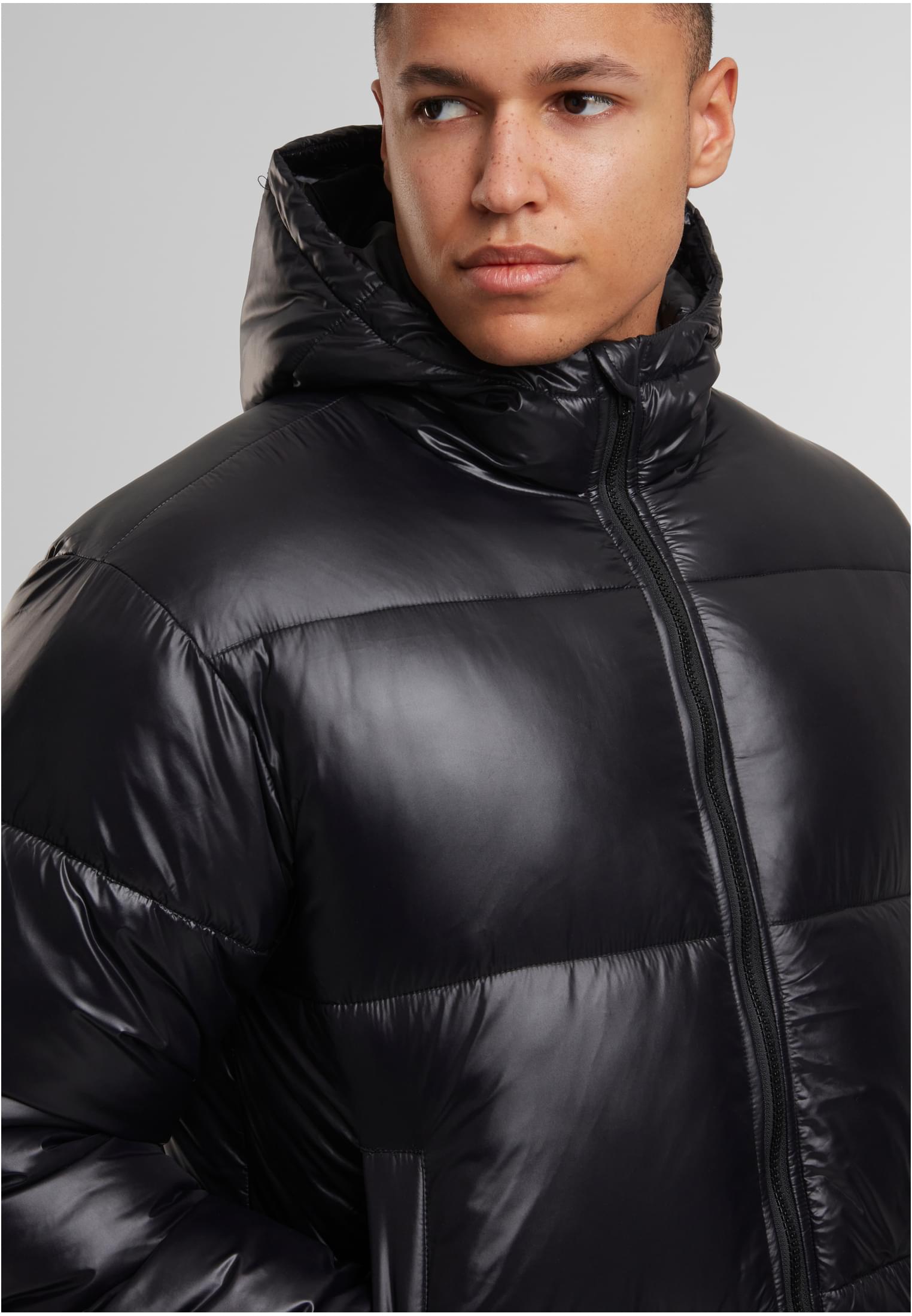 Μπουφάν Puffer με Κουκούλα Tb7585-00007 Urban Classics Black ανδρικά Simple Wear