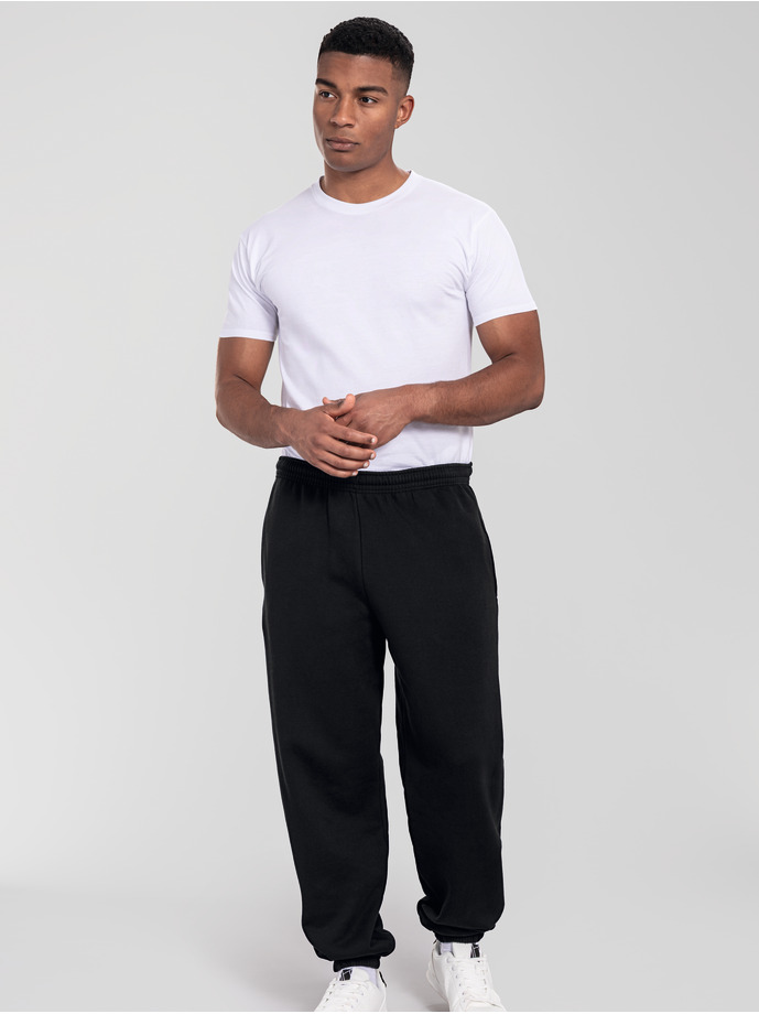 Παντελόνι Φόρμας Iconic Premium 0640560 Fruit Of The Loom Black ανδρικά Παντελόνια Simple Wear
