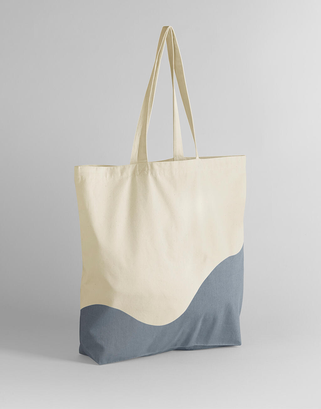 Τσάντα Maxi Tote W235 Westford Mill Organic Cotton Wave Print Natural/Blue Grey