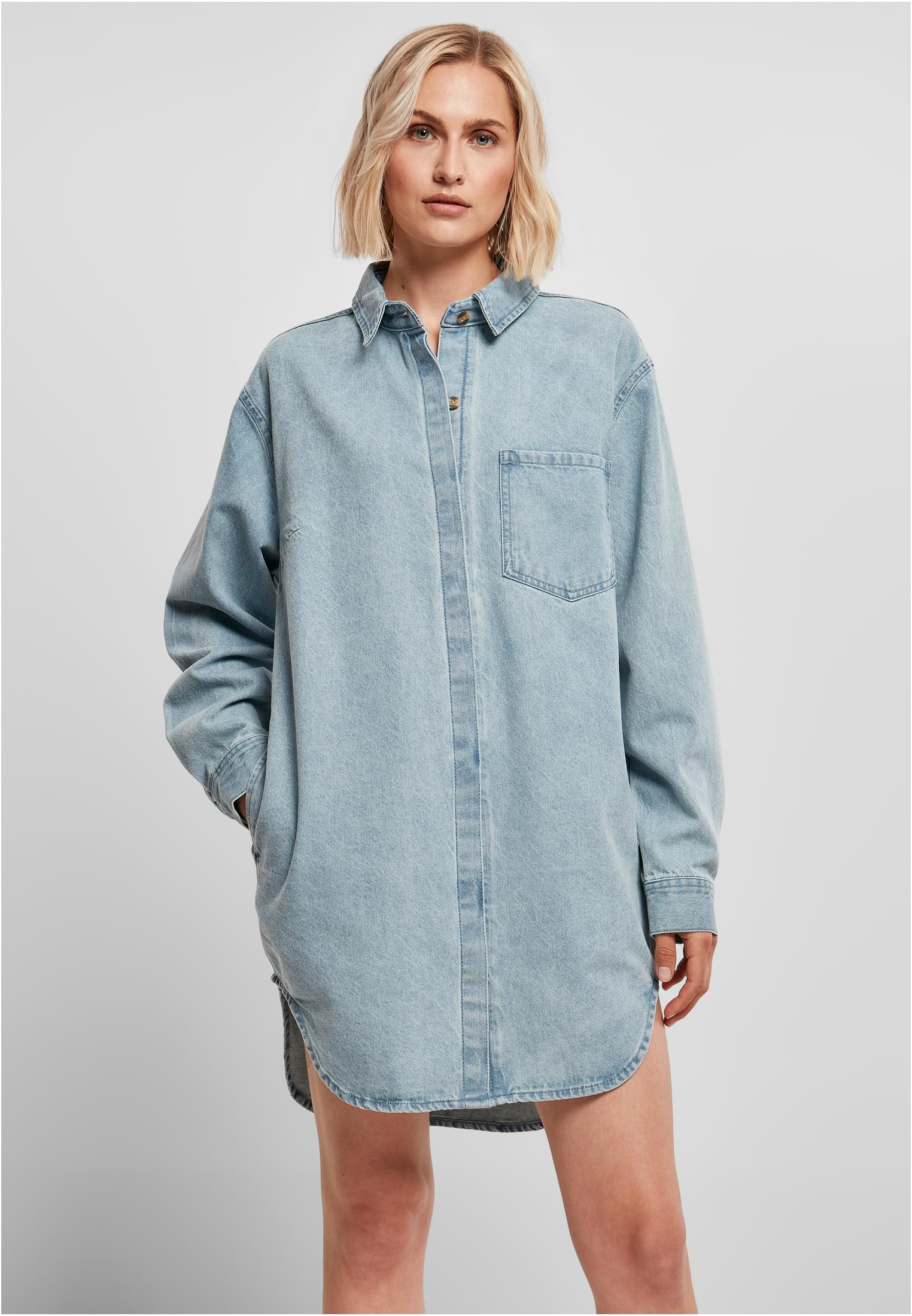 Γυναικείο Oversized Denim Shirt Dress με φαρδιά μανίκια TB4753-03521 Urban Classics tintedlightbluewashed