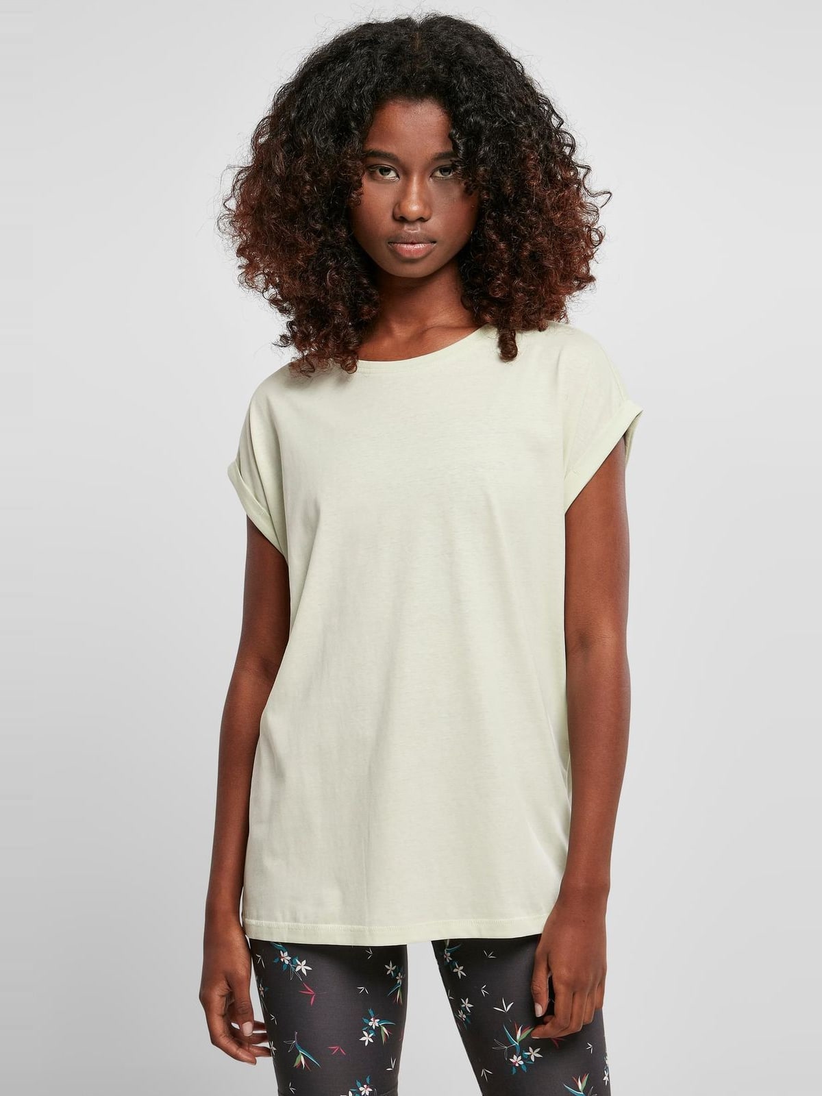 T-shirt TB771 Urban Classics Extended Shoulder Tee Light Mint
