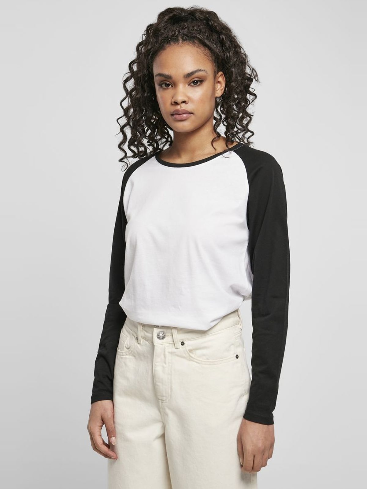 Ladies Contrast Raglan Longsleeve Urban Classics TB4539-01248 White/Black