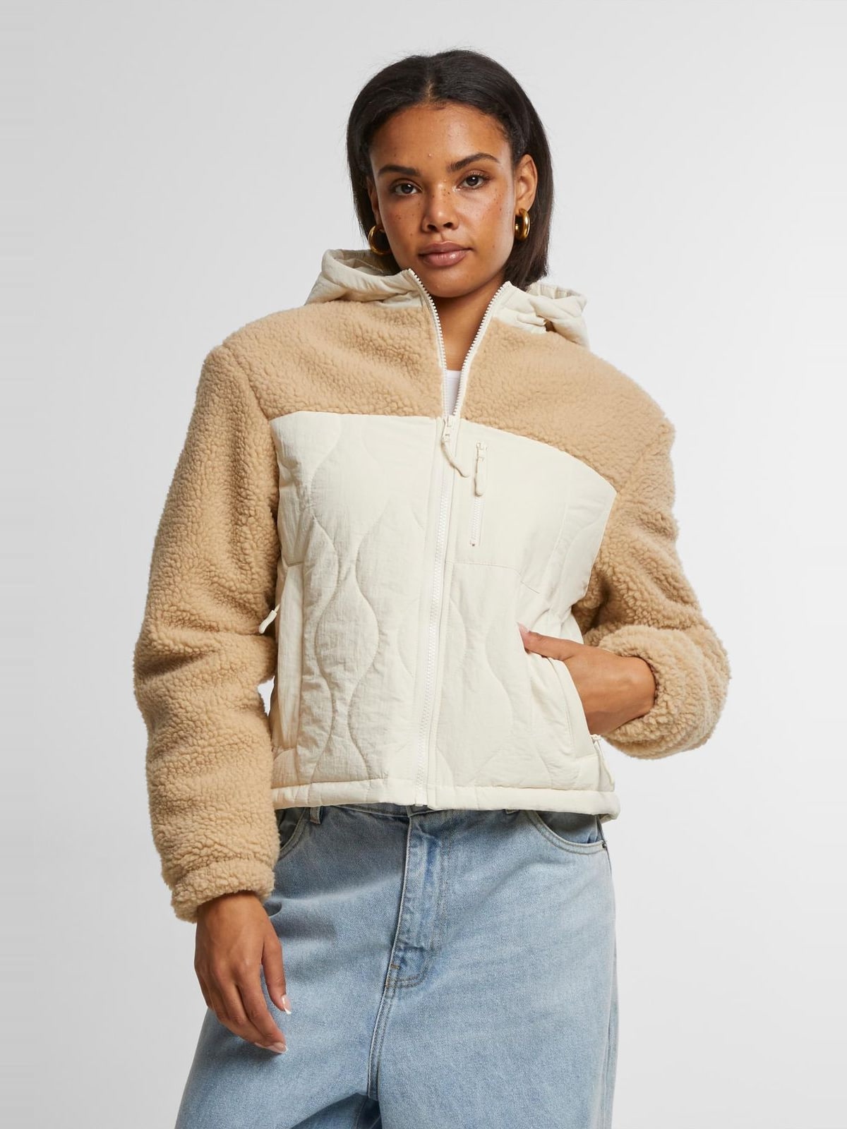 Ladies Sherpa Crinkle Nylon Mix Jacket Urban Classics TB7071-04442 Unionbeige/Whitesand