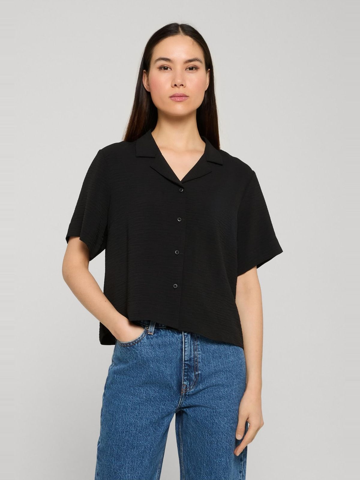 Γυναικεία μπλούζα Resort Shirt με δομημένη ύφανση TB8283-00007 Urban Classics black