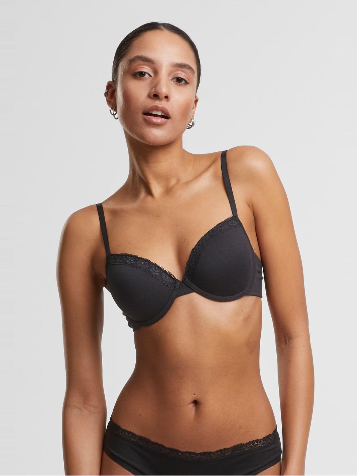 Γυναικείο σουτιέν Basic Cotton Bra Lace 2-Pack με δαντέλα TB7653A-03102 Urban Classics black+white