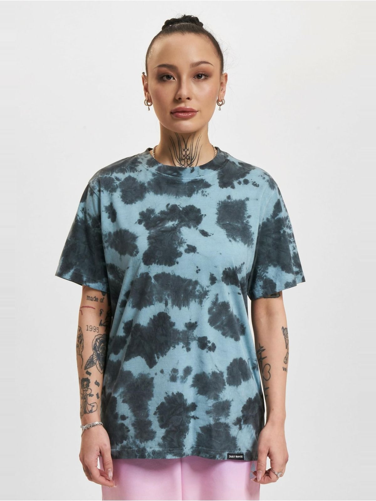 T-shirt Lost Paradise με σχέδιο tie-dye JLTS273-02510 Just Rhyse blue/multicolor