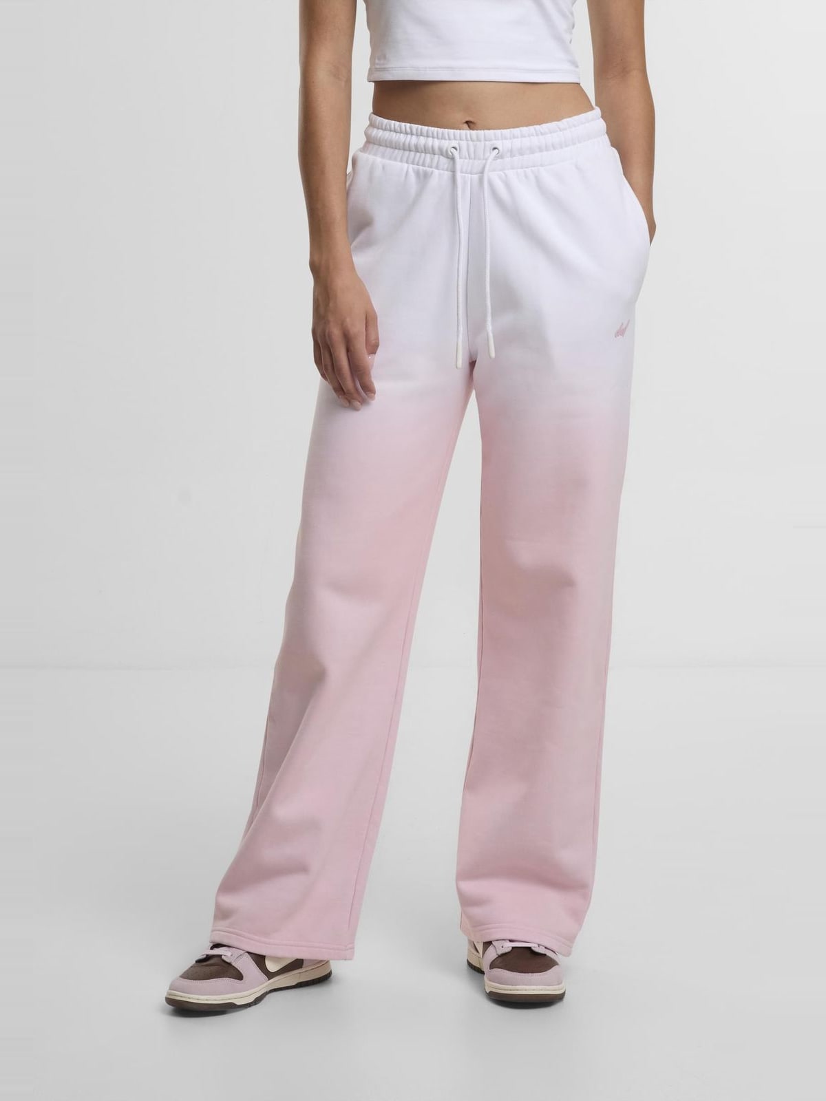 Jogginghosen DEF GRADIENT με μοντέρνα φαρδιά γραμμή DFLSP158-21370 fairytale/brightwhite