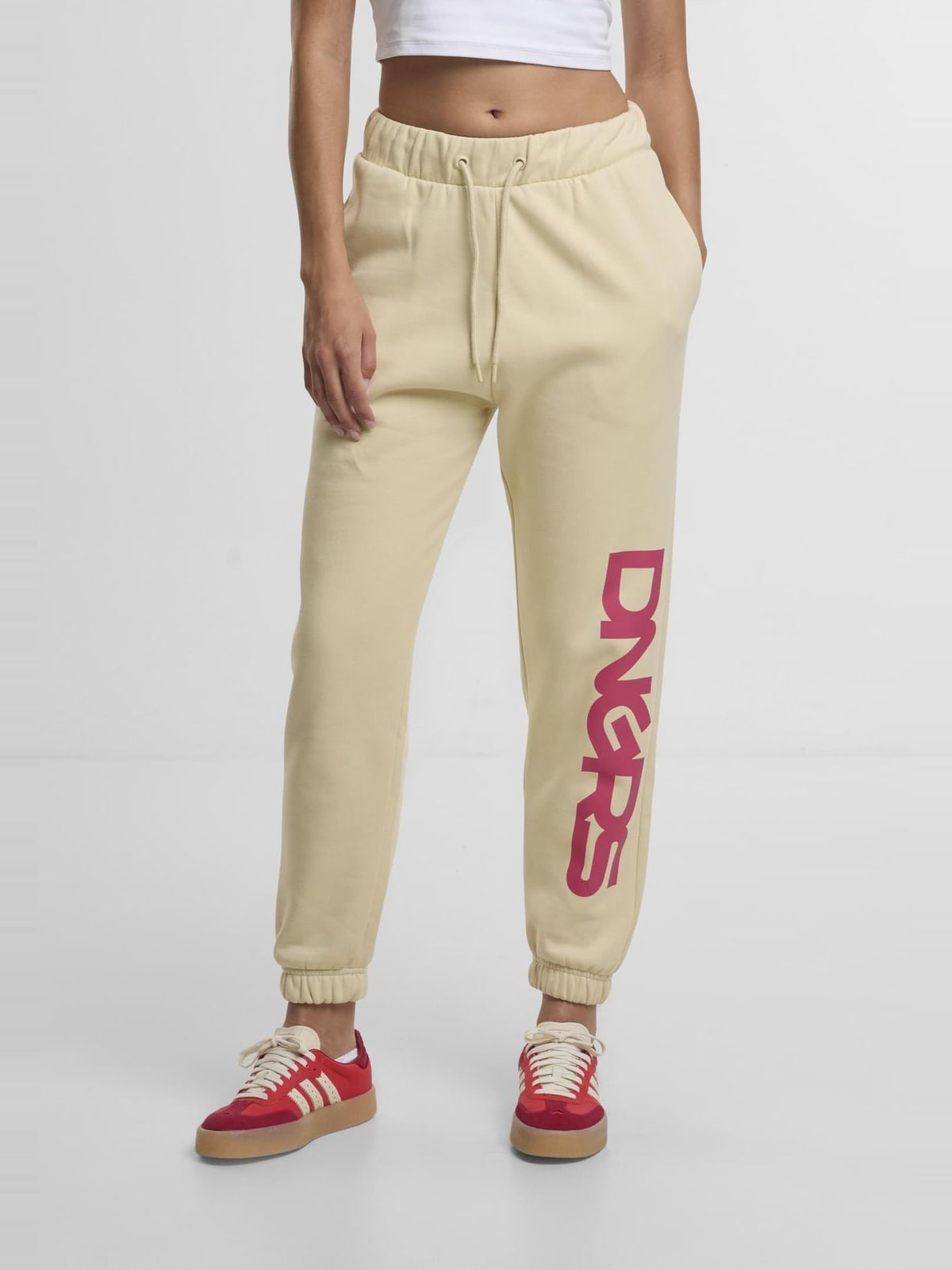 Sweatpants Basic Sweatpants Trust με ψηλή μέση και tapered γραμμή DLSP155-00003 Dangerous DNGRS beige