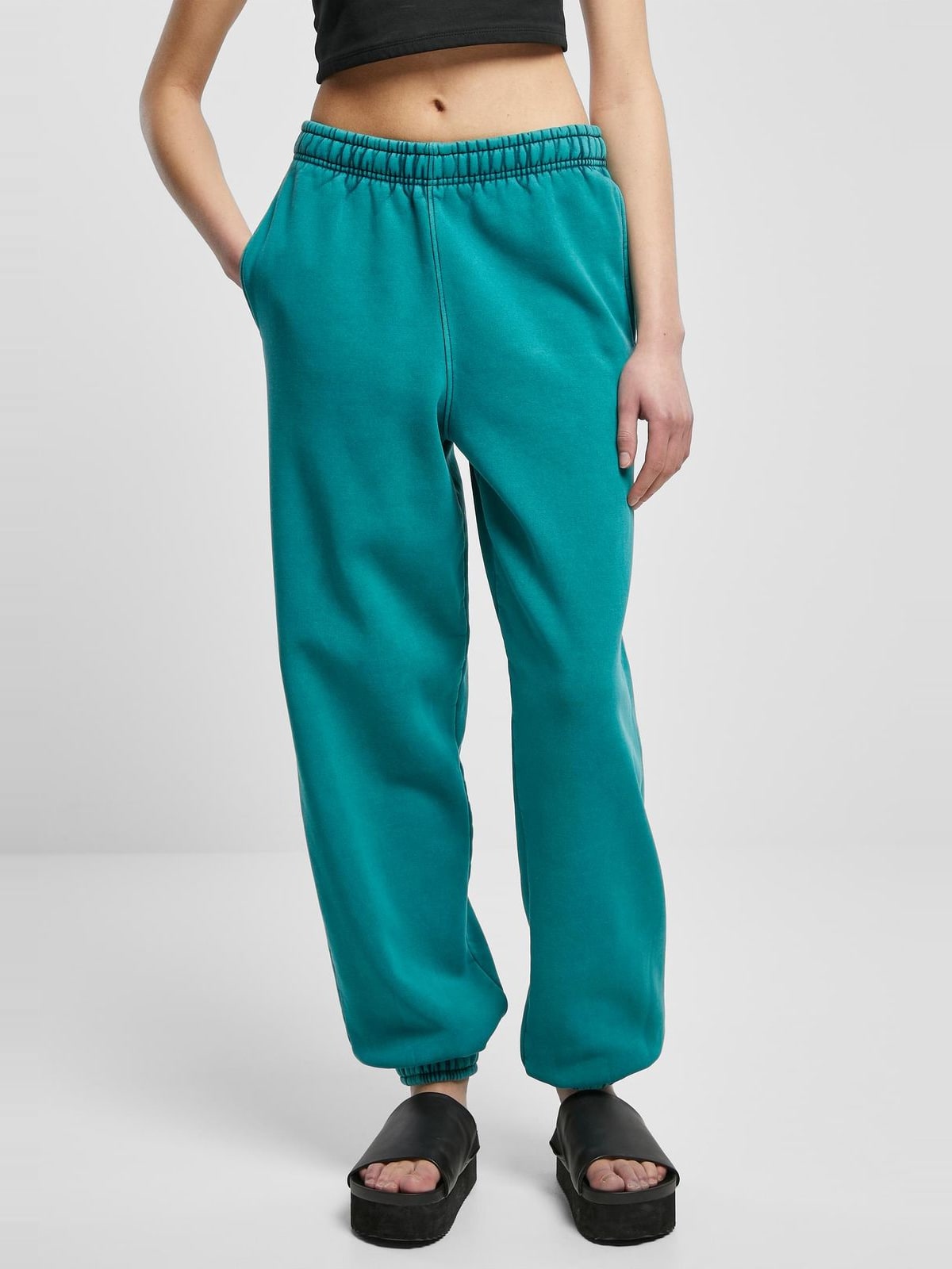 Γυναικείες παντελόνες φόρμας High Waist με stone washing TB6035-04429 Urban Classics watergreen