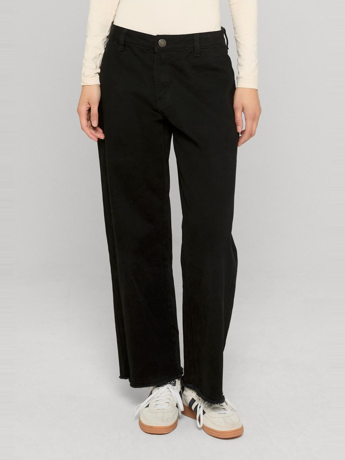 Γυναικεία τζιν Ladies Relaxed Straight Fit Denim με χαλαρή εφαρμογή TB7546-00007 Urban Classics black