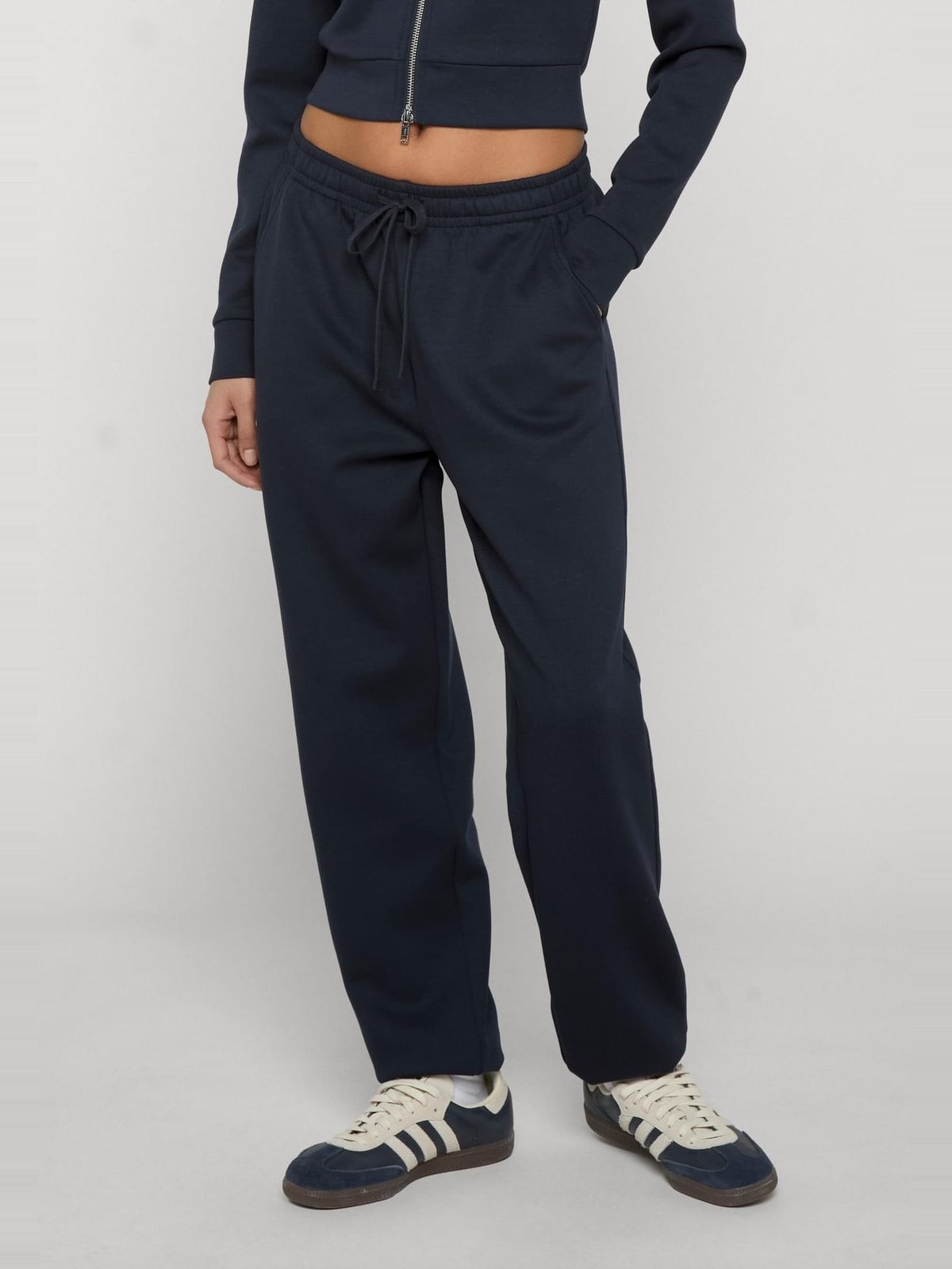 Γυναικείες παντελόνες jogger Slim Fit Scuba με κομψή γραμμή TB8145-00155 Urban Classics navy