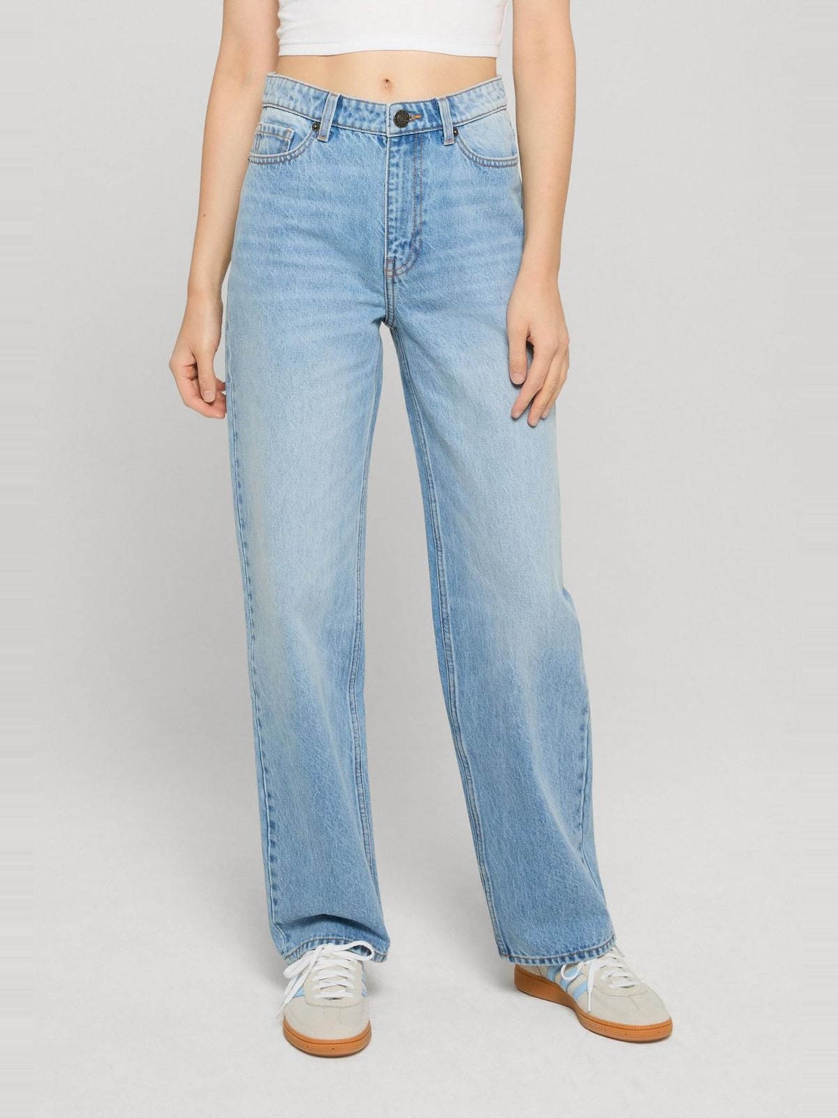 Ladies Mom Jeans με ψηλή μέση και άνετη εφαρμογή TB8142-04459 Urban Classics skyblue washed