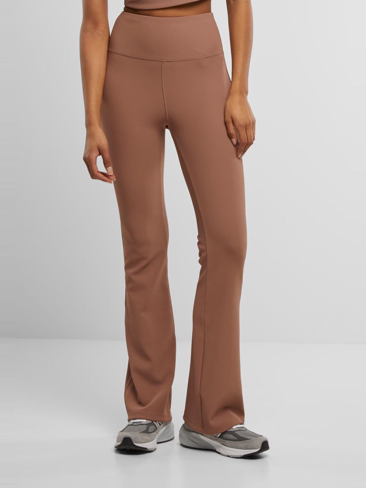 Γυναικείες flared leggings Rib με ψηλή μέση TB7801-02803 Urban Classics light brown