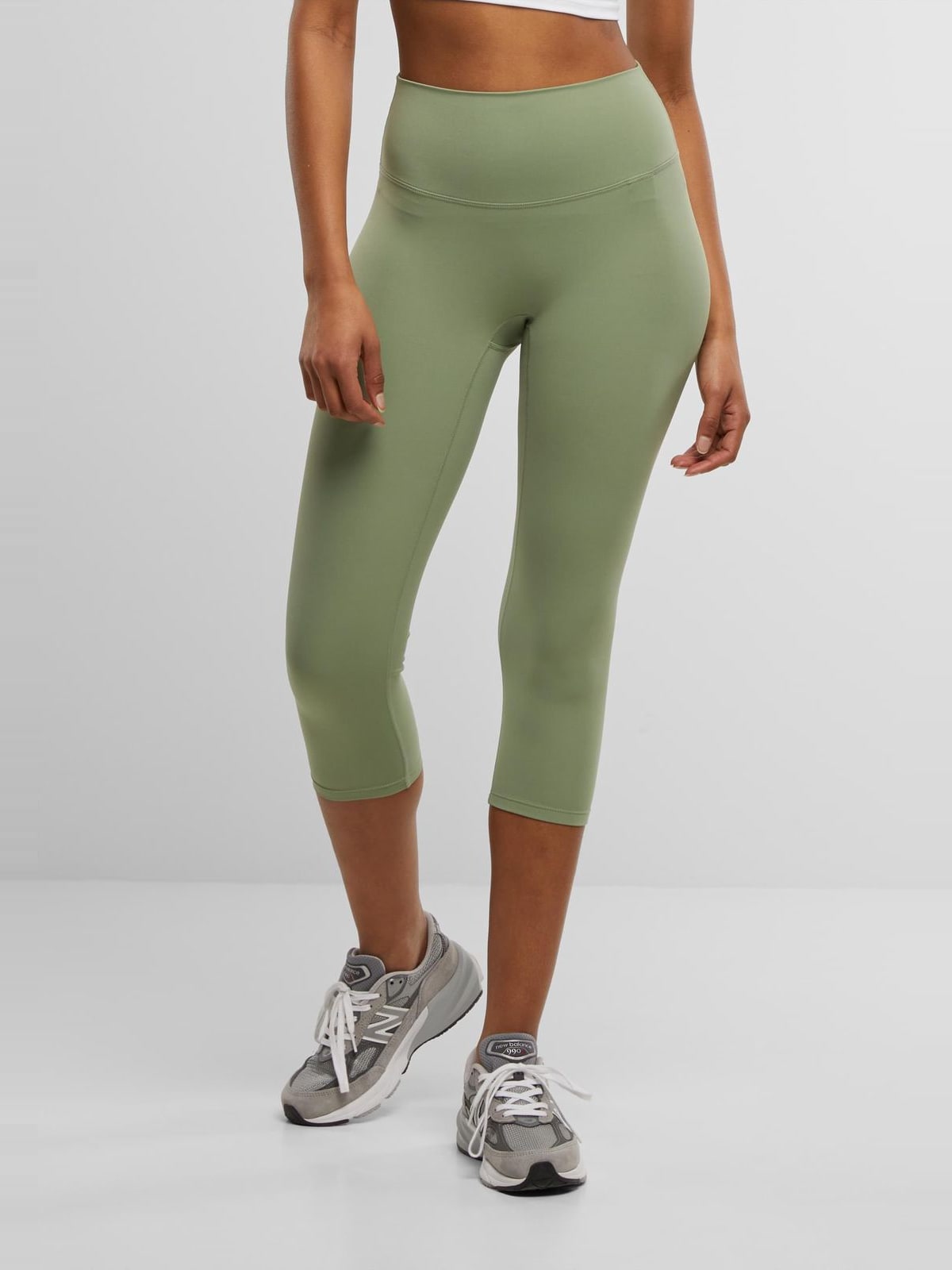 Γυναικεία Capri Leggings skinny εφαρμογή για άνεση TB7808-20524 Urban Classics matcha green