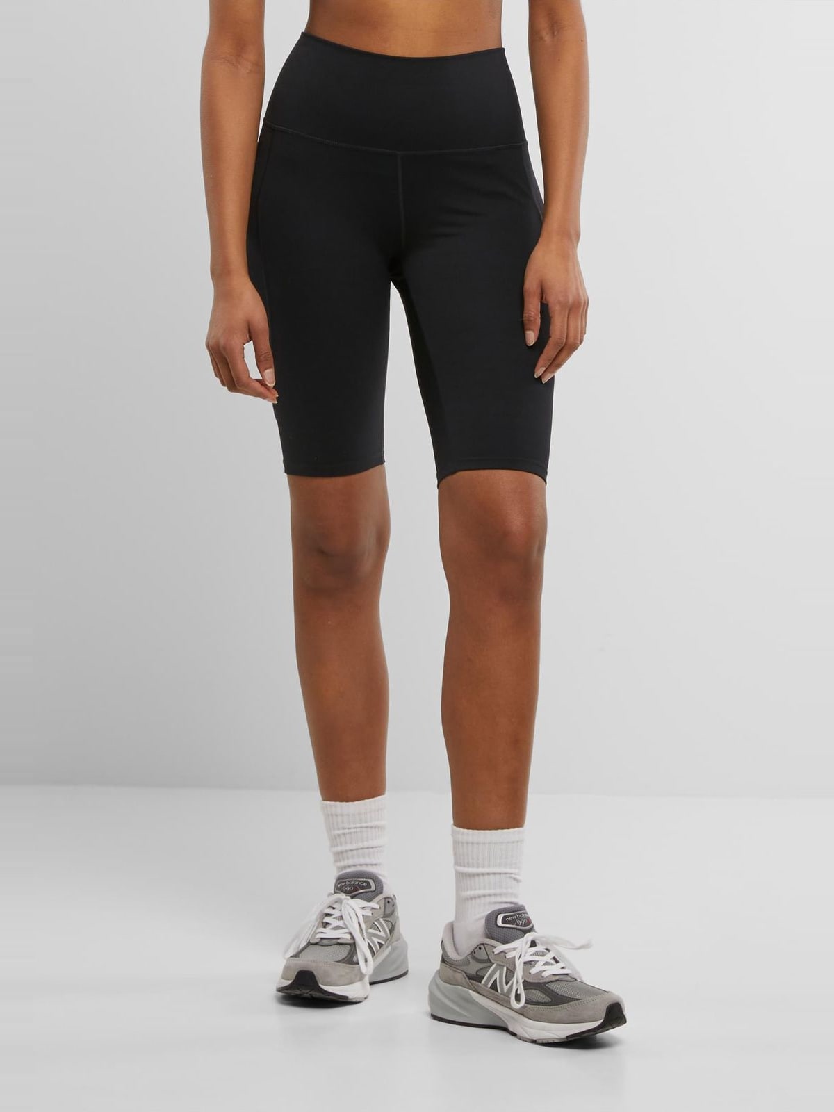 Γυναικεία ποδηλατικά σορτς Cycling Short με εφαρμογή skinny TB7813-00007 Urban Classics black