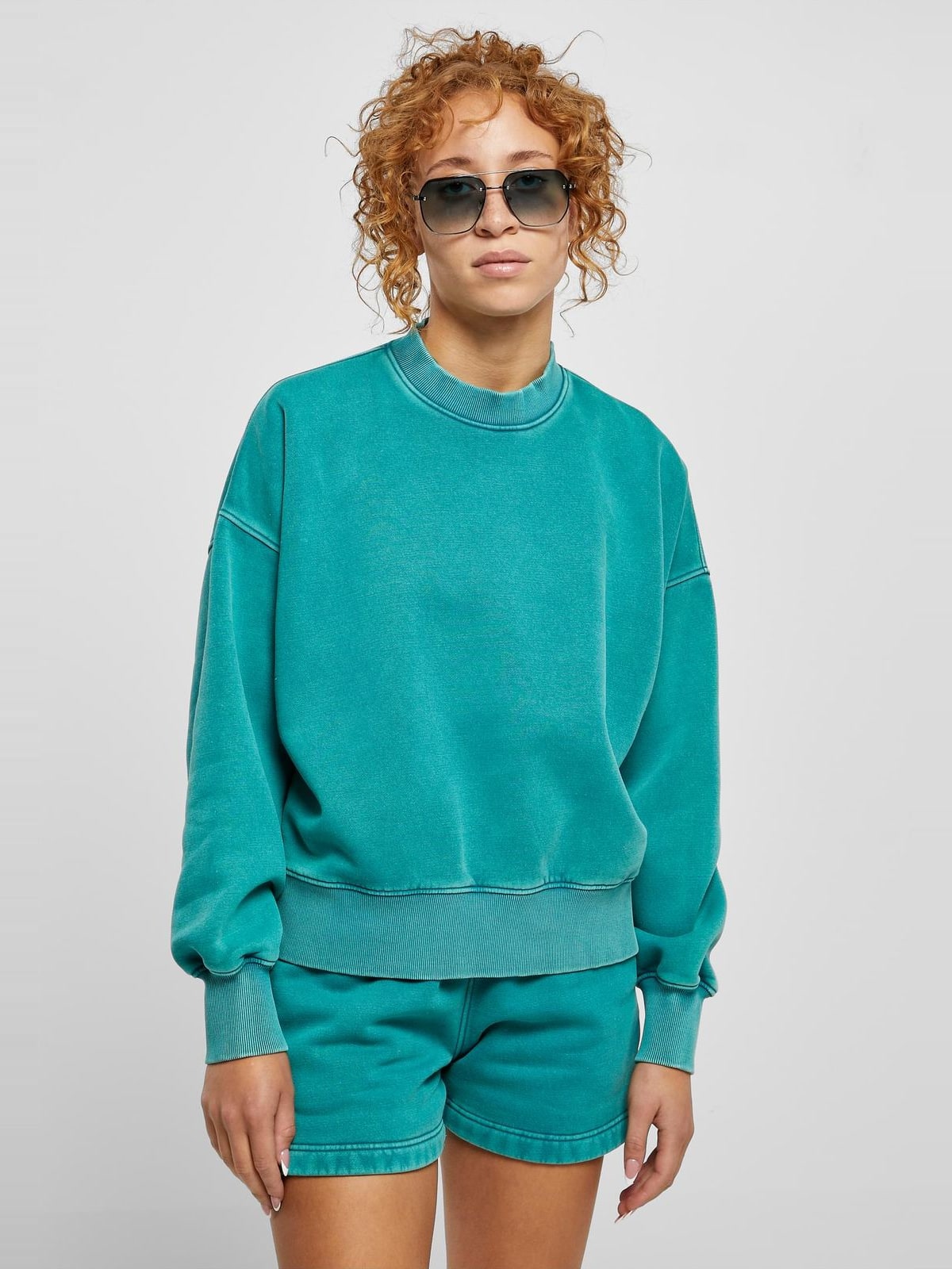 Γυναικείο sweatshirt Ladies OS Stonewash Crewneck oversized εφαρμογή TB6032-04429 Urban Classics watergreen