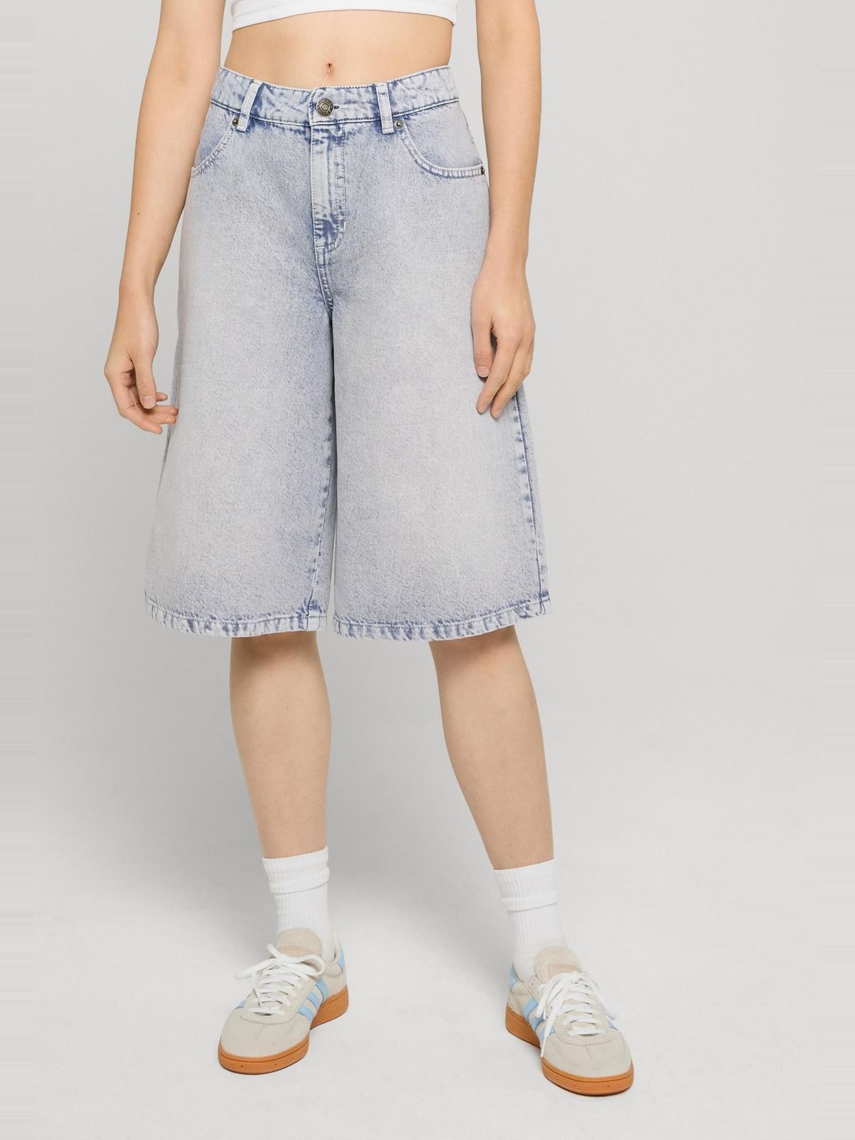 Γυναικείο τζιν Bermuda με άνετη εφαρμογή TB8192-22391 Urban Classics dustypurple washed