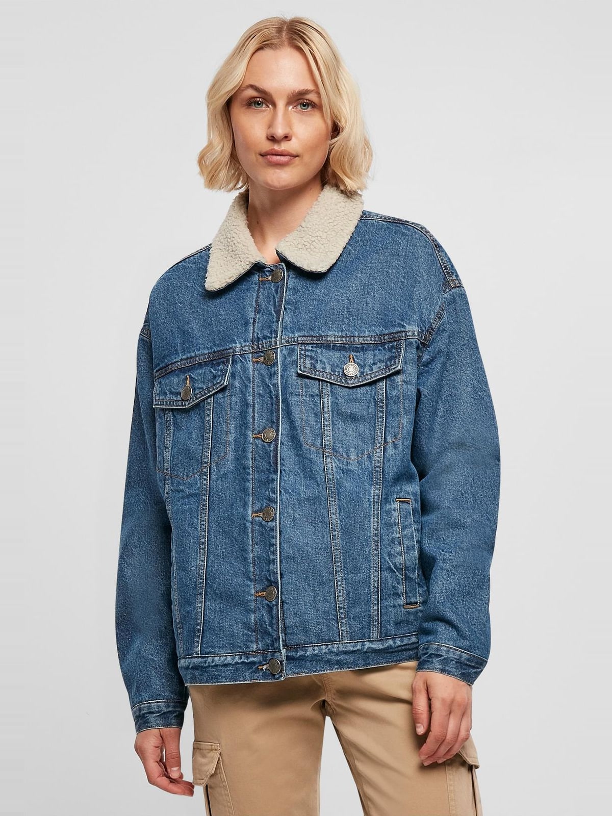 Γυναικείο Oversized Sherpa Denim Jacket με επένδυση από sherpa TB5077-03673 Urban Classics clearblue washed