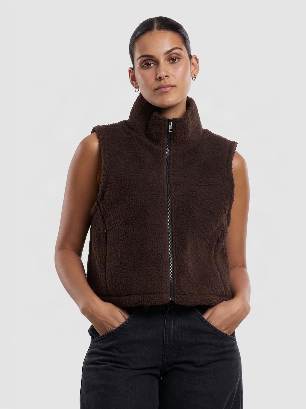 Ladies Short Sherpa Vest με ζεστό sherpa fleece TB7087-00075 Urban Classics brown