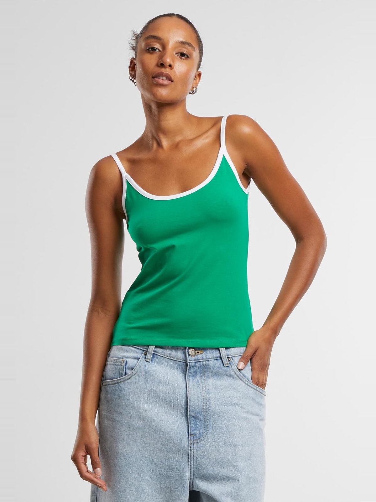 Γυναικείο Tanktop 2-Pack με κανονική εφαρμογή TB7485A-20665 Urban Classics froggreen/white+white/black