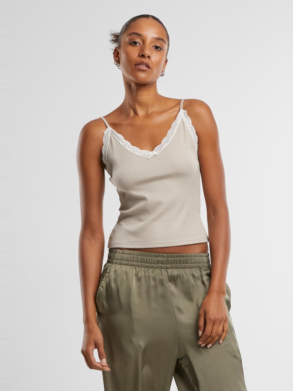 Γυναικείο τοπ V-Neck Lace Top 2-Pack με λεπτομέρεια δαντέλας TB7514A-20672 Urban Classics cloud+powderblue