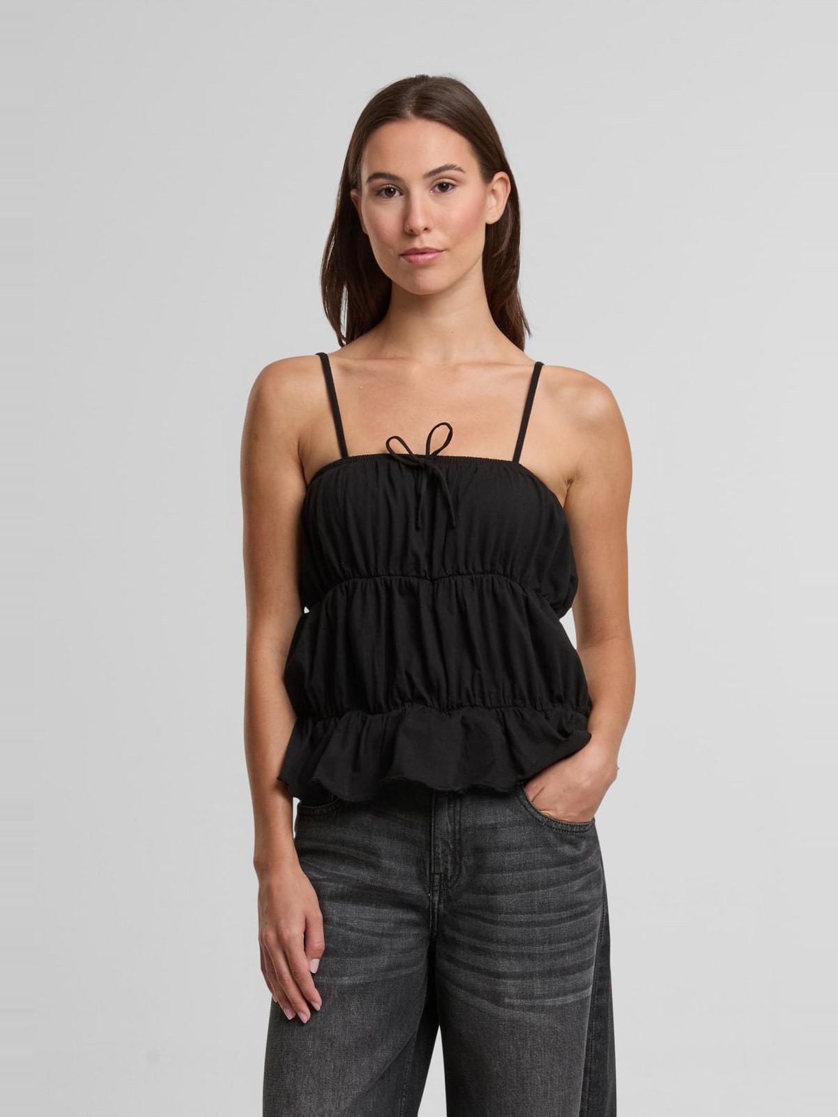 Αμάνικο τοπ Ladies Tiered Cami Top με ρυθμιζόμενες τιράντες TB7532-00007 Urban Classics black