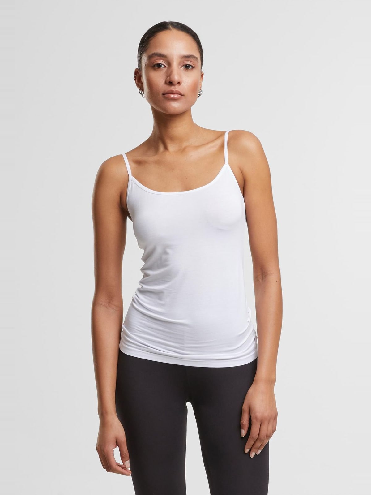 Γυναικείο Tank Top 2-Pack με στρογγυλή λαιμόκοψη TB7675A-03168 Urban Classics white+white