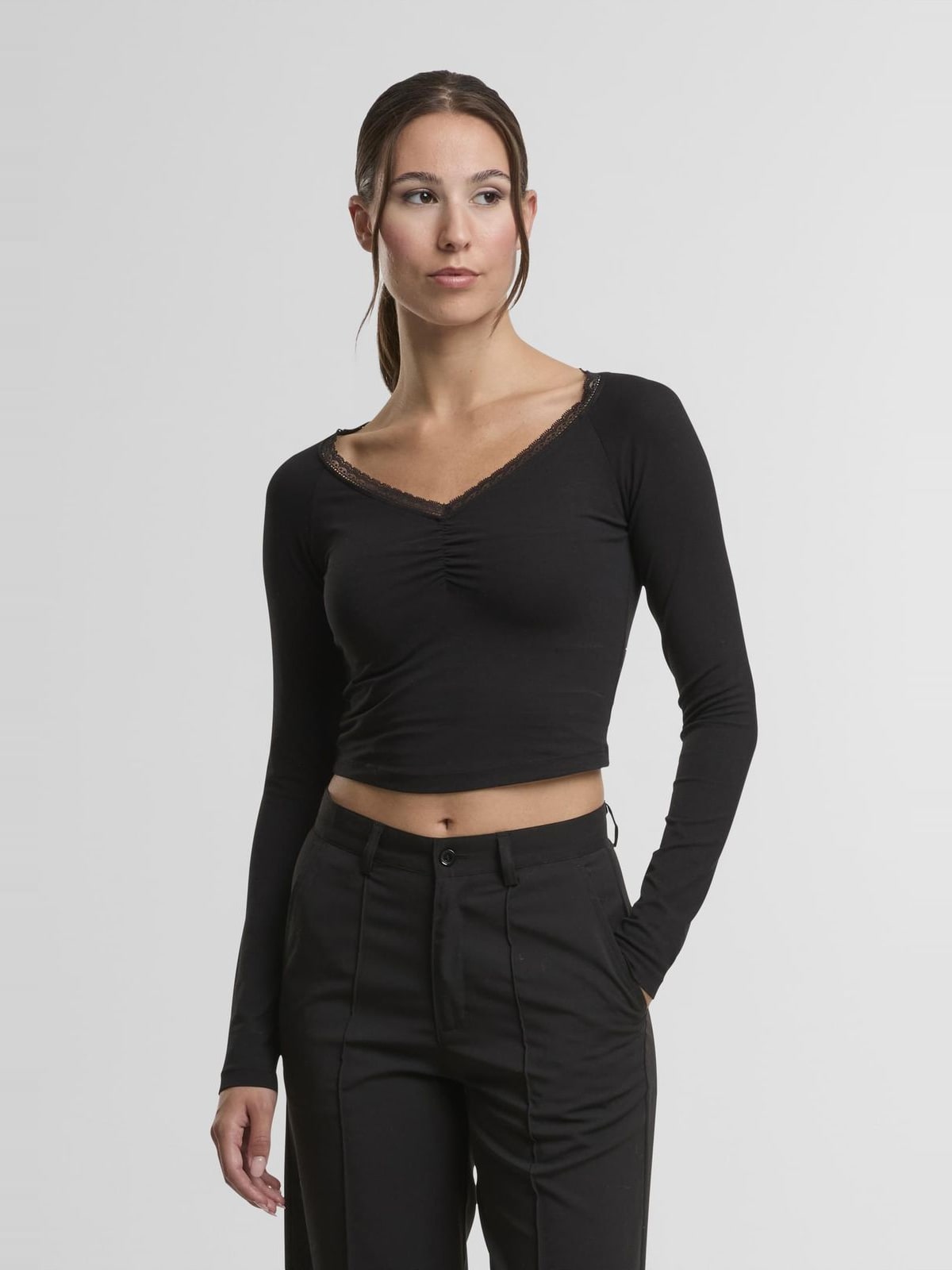 Γυναικεία μπλούζα Short Lognsleeve Lace Shirt με δαντελένια λεπτομέρεια TB7729-00007 Urban Classics black