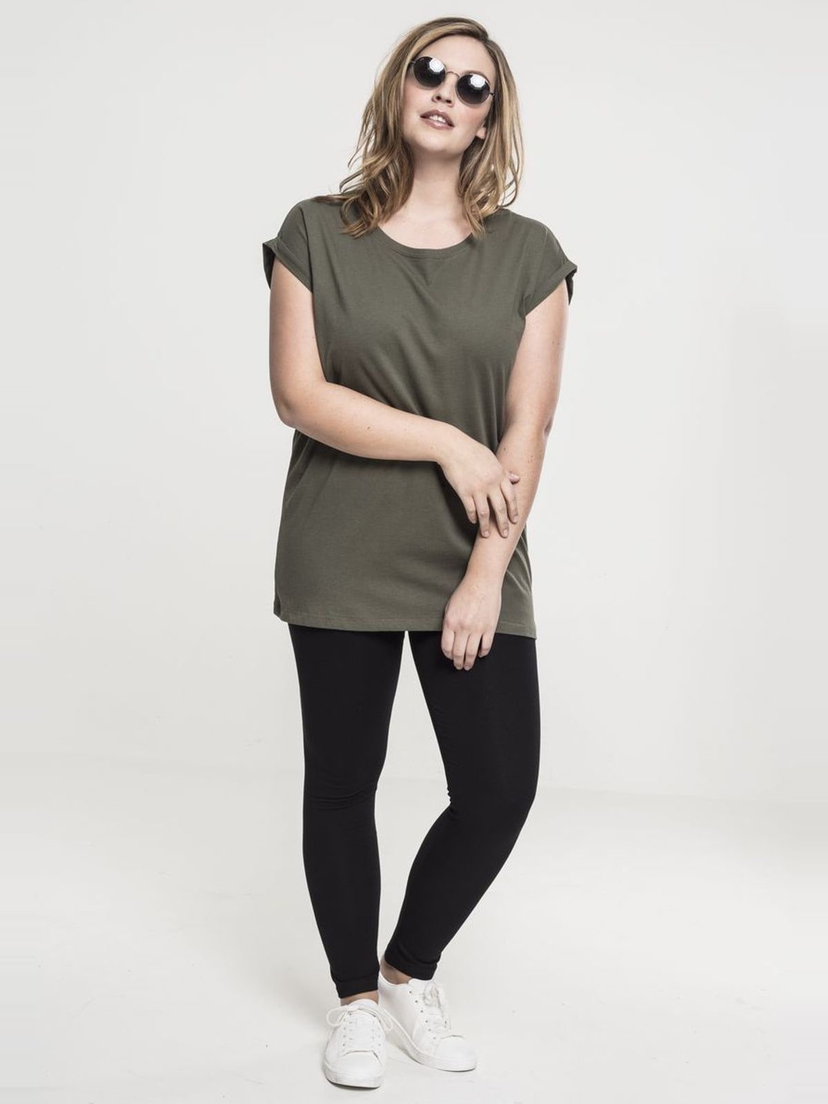 T-shirt TB771-00176 Urban Classics Olive