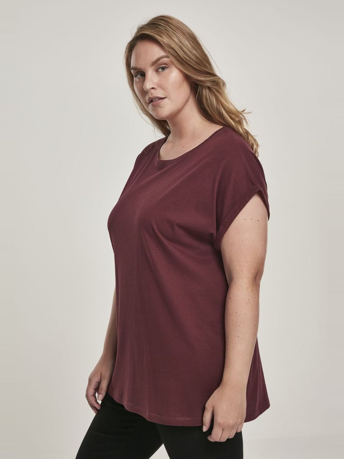 T-shirt Extended Shoulder Tee TB771 Urban Classics redwine