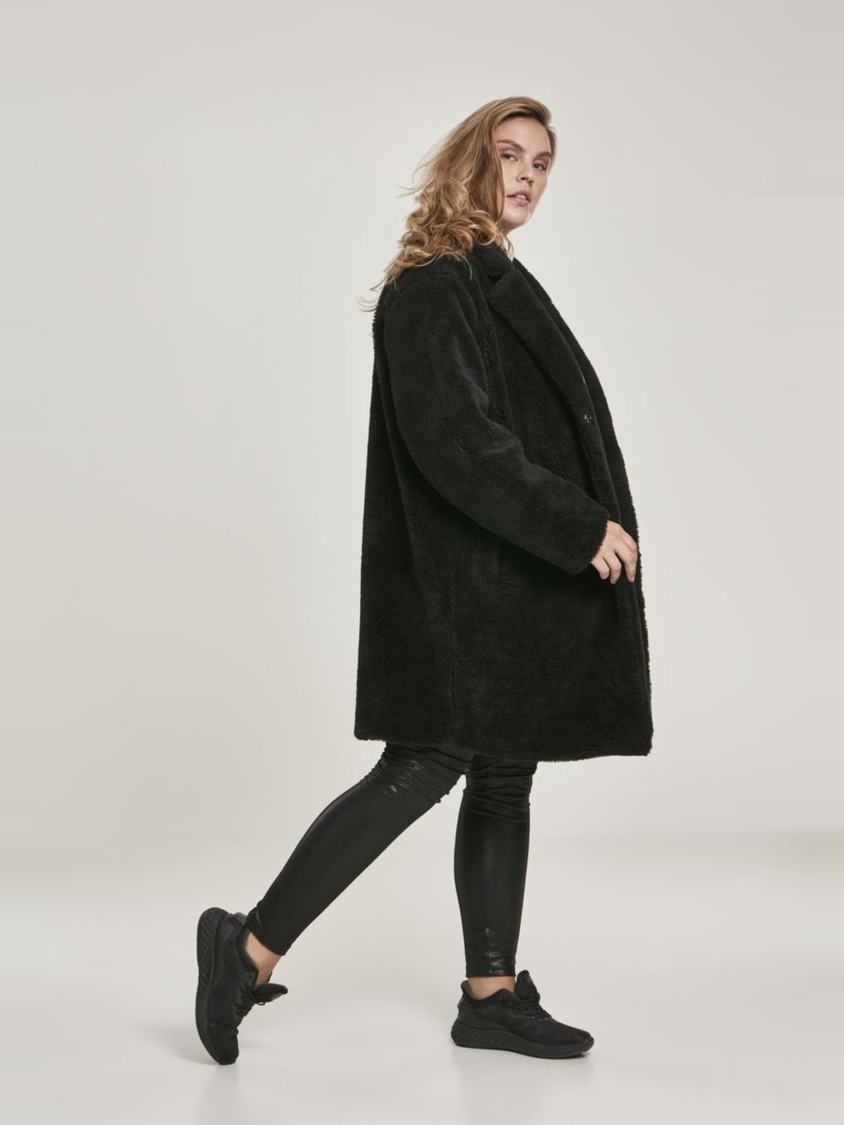 Μπουφάν Sherpa Oversized TB3058 Urban Classics Black