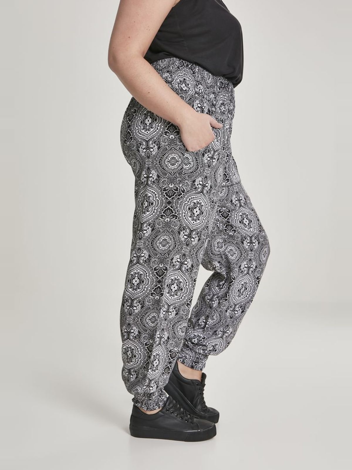 Γυναικείο Παντελόνι Sarong TB2674 Urban Classics Bandana
