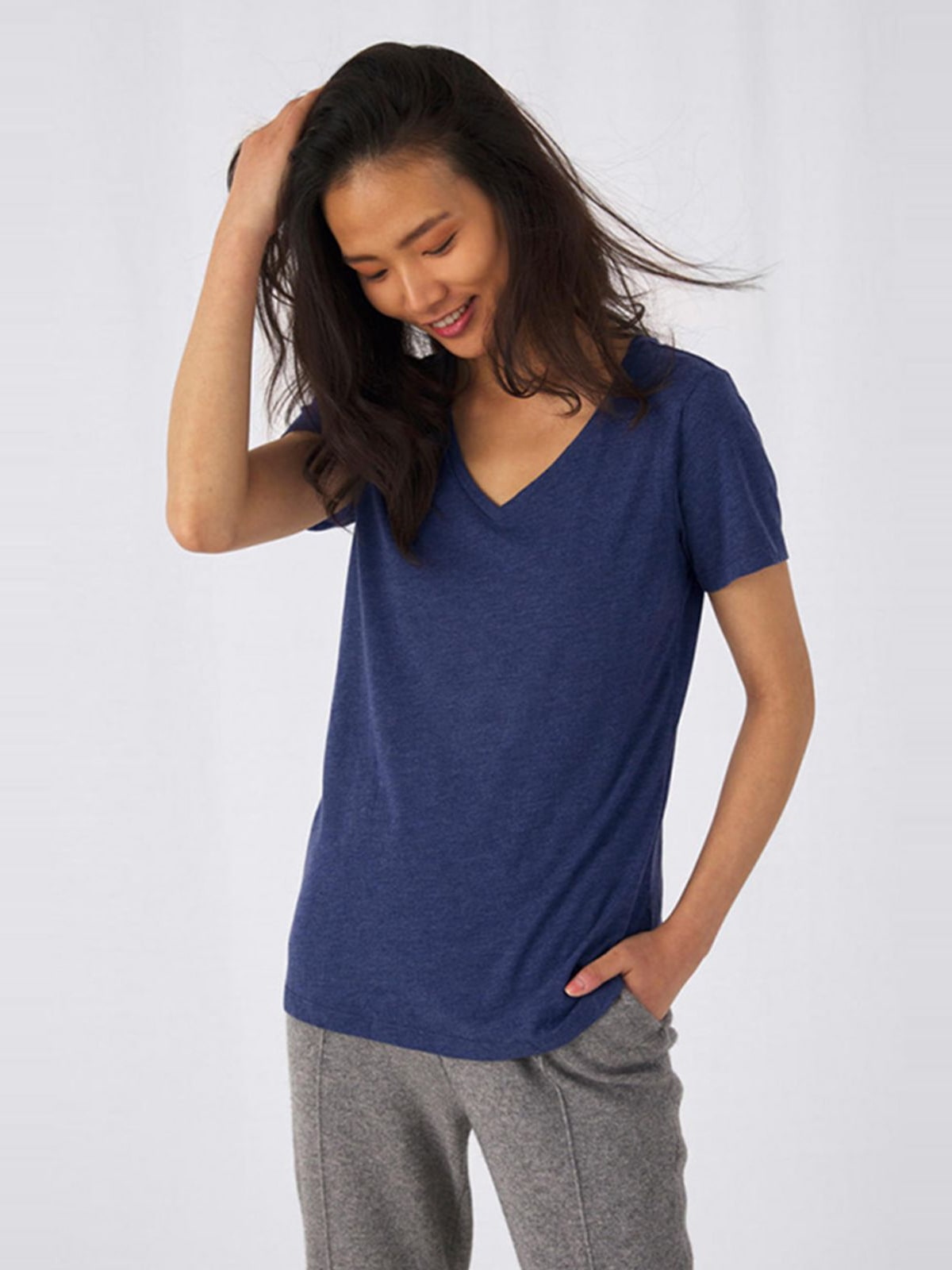 Γυναικείο T-Shirt TW058 B&C Triblend με V Λαιμόκοψη Heather Navy