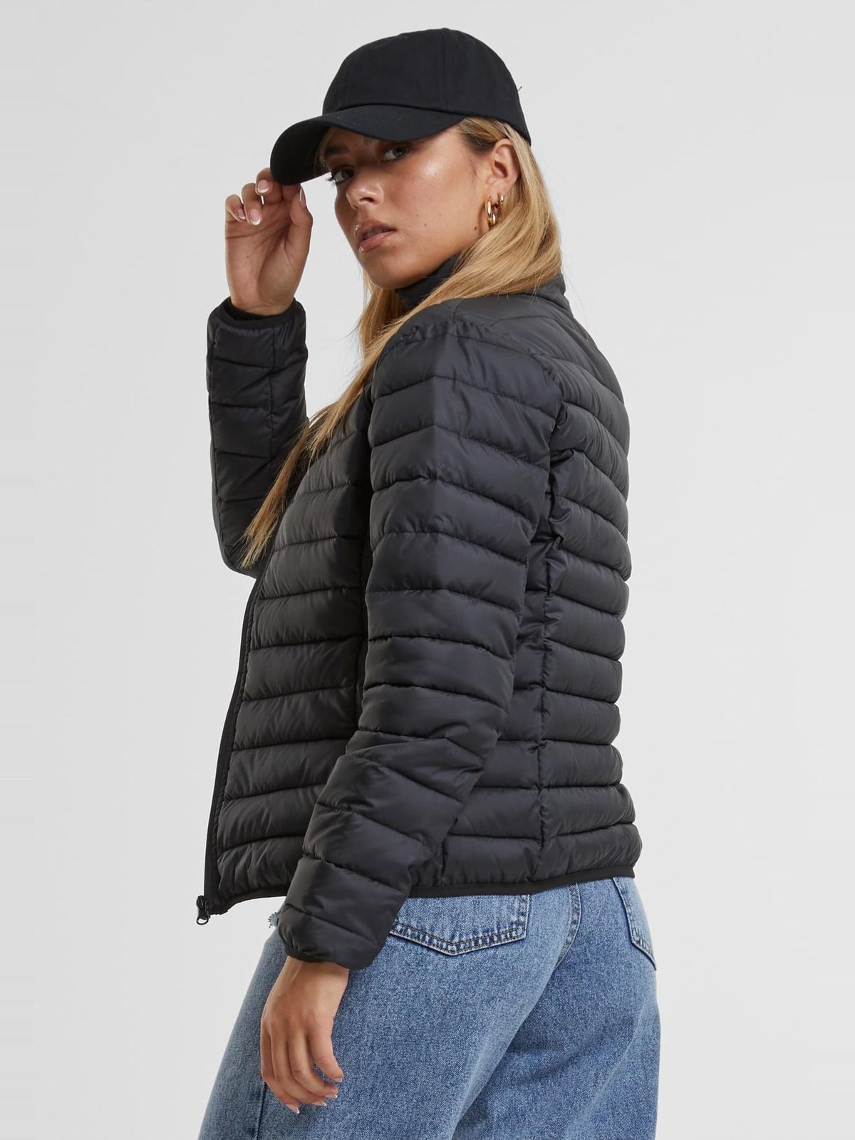 Ladies Ultra Light Puffer Jacket Urban Classics TB7155-00007 Black