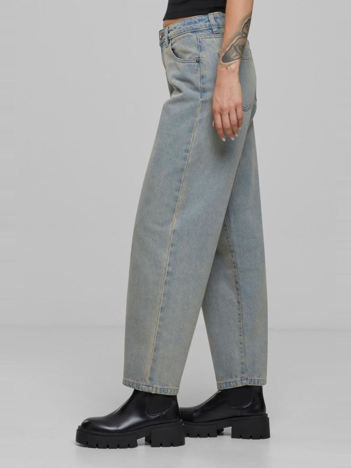 Γυναικείο Mid Waist 90's Jeans TB7127 Urban Classics new light blue dirty washed