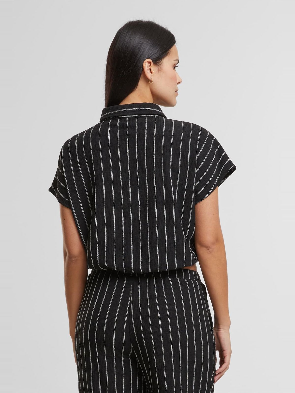 Γυναικεία Ριγέ Μπλούζα με Δέσιμο TB7474 Urban Classics Black/Offwhite