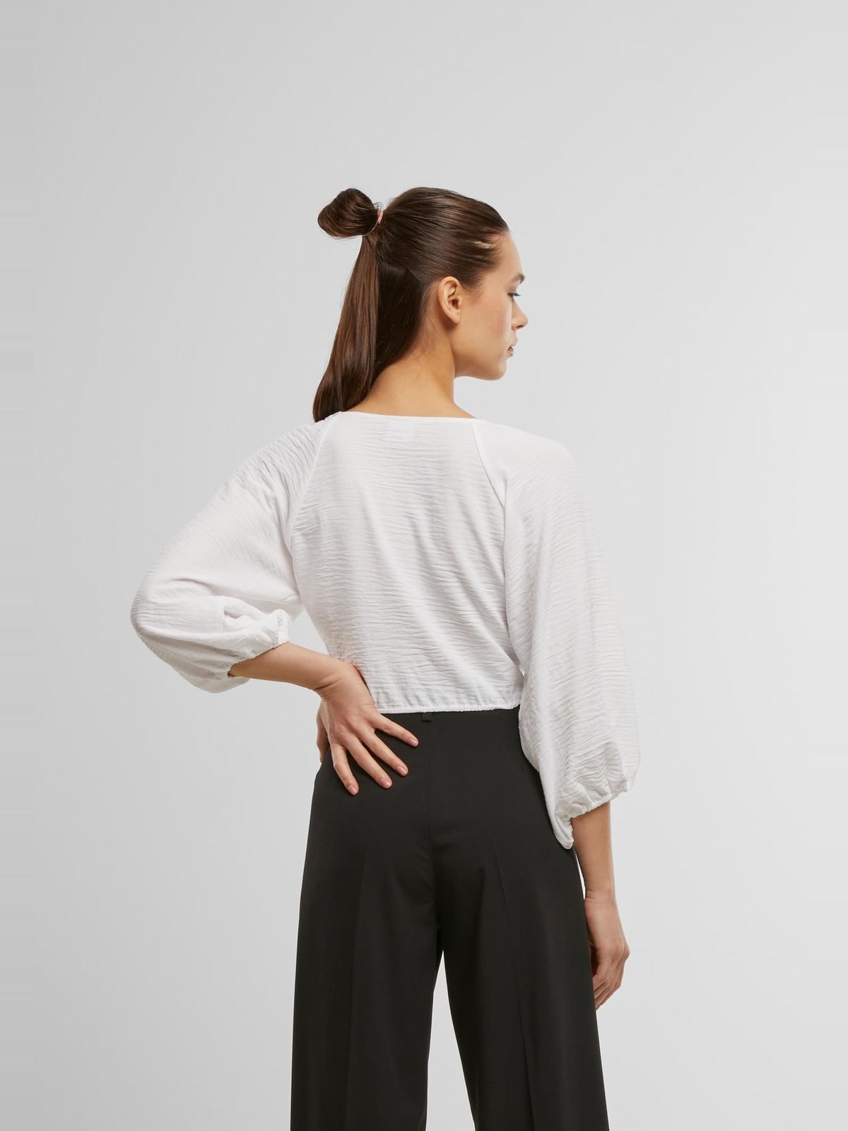 Γυναικεία Μπλούζα Structured Knotted TB7515 Urban Classics White