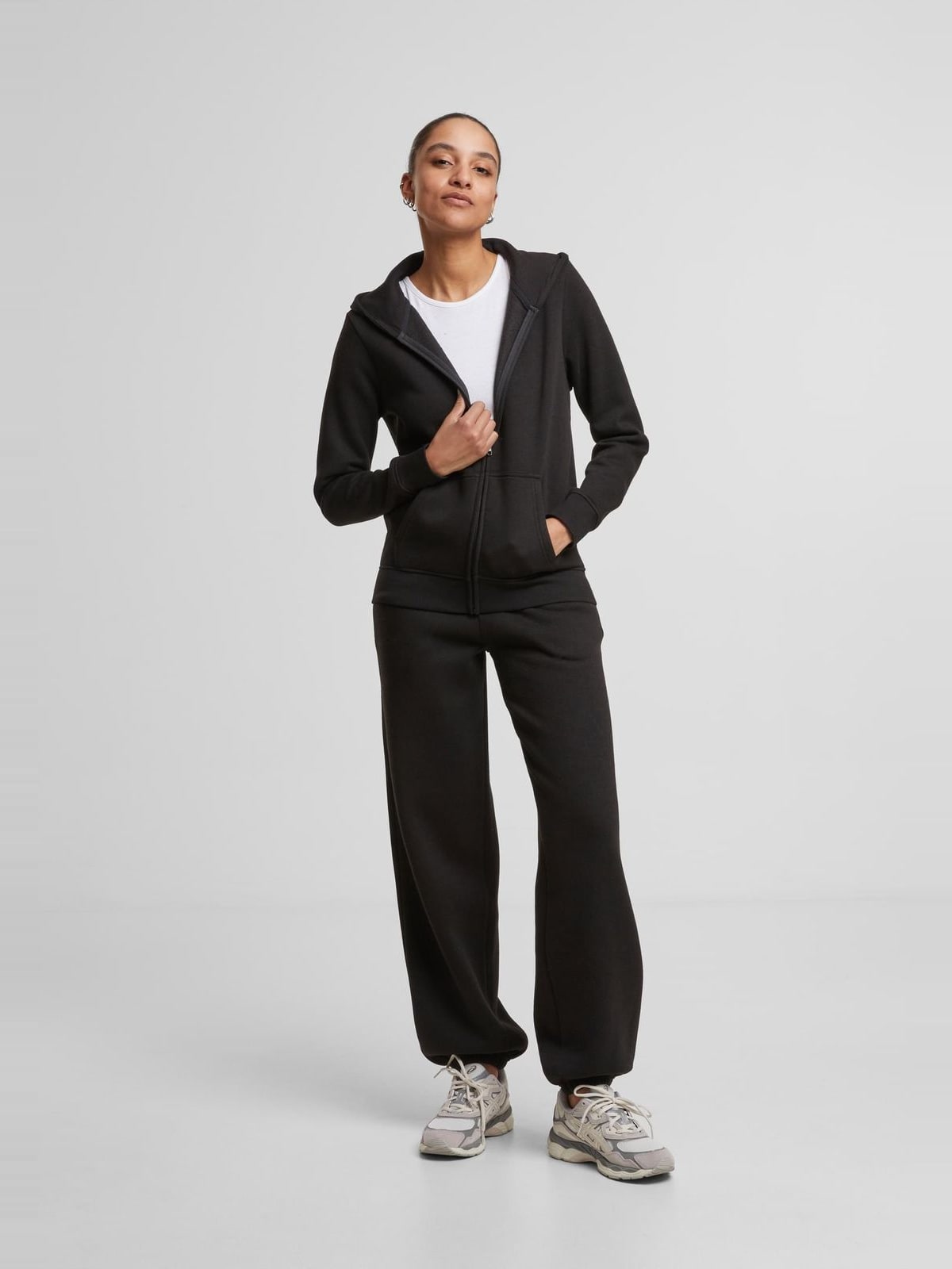 Γυναικείο Φούτερ με Κουκούλα και Φερμουάρ Ladies Basic Essential Zip Hoody TB8005 Urban Classics Black