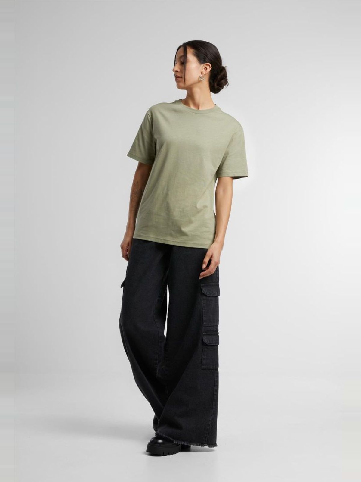 Γυναικείο T-shirt BY211 Build Your Brand Pale Olive