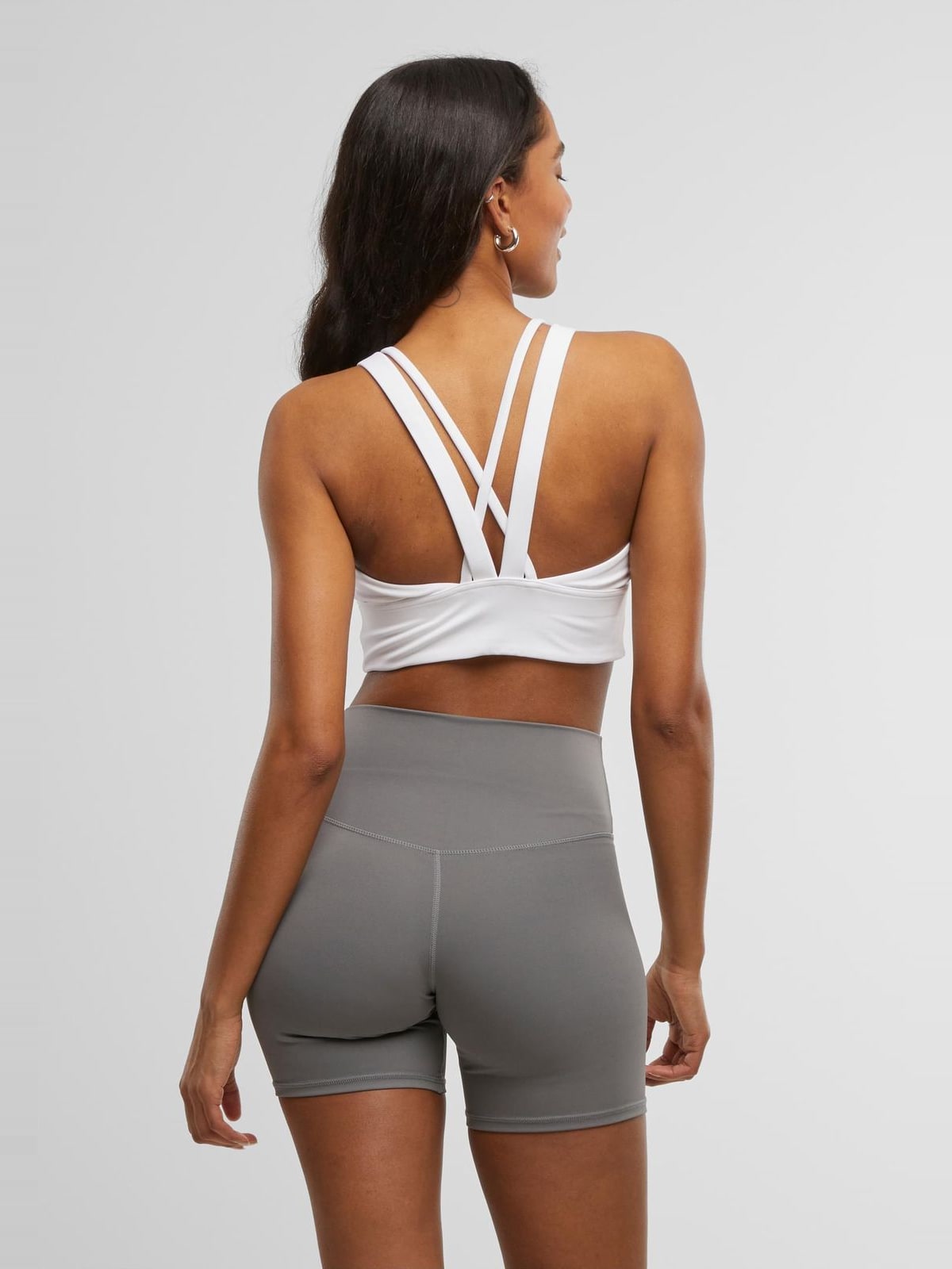 Γυναικείο αθλητικό σουτιέν Ladies Sports Bra Crossed με σταυρωτές τιράντες TB7809-00220 Urban Classics white