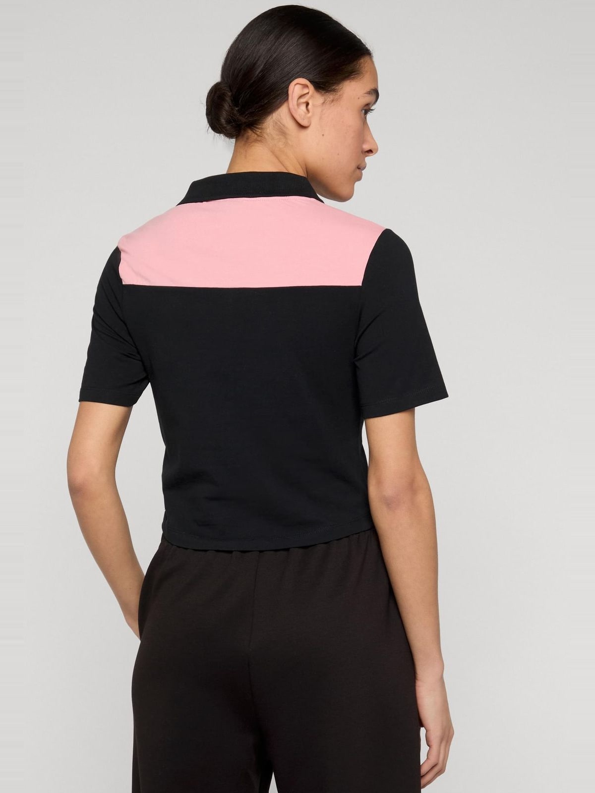 Cropped polo shirt Zippy με τολμηρές εκτυπώσεις λογότυπου DLTS137-03973 Dangerous DNGRS black/pink