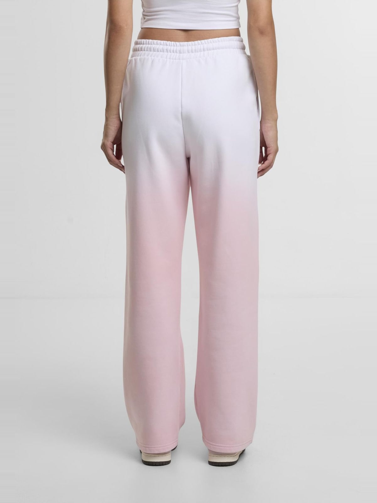 Jogginghosen DEF GRADIENT με μοντέρνα φαρδιά γραμμή DFLSP158-21370 fairytale/brightwhite