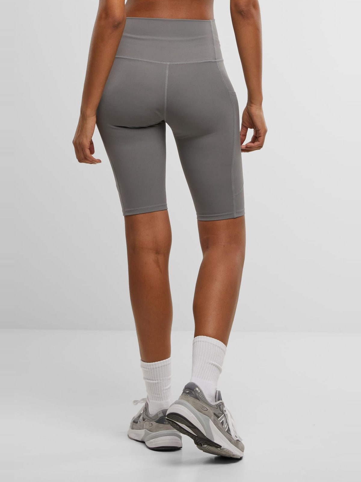 Γυναικεία ποδηλατικά σορτς Cycling Short με εφαρμογή skinny TB7813-20523 Urban Classics senior grey
