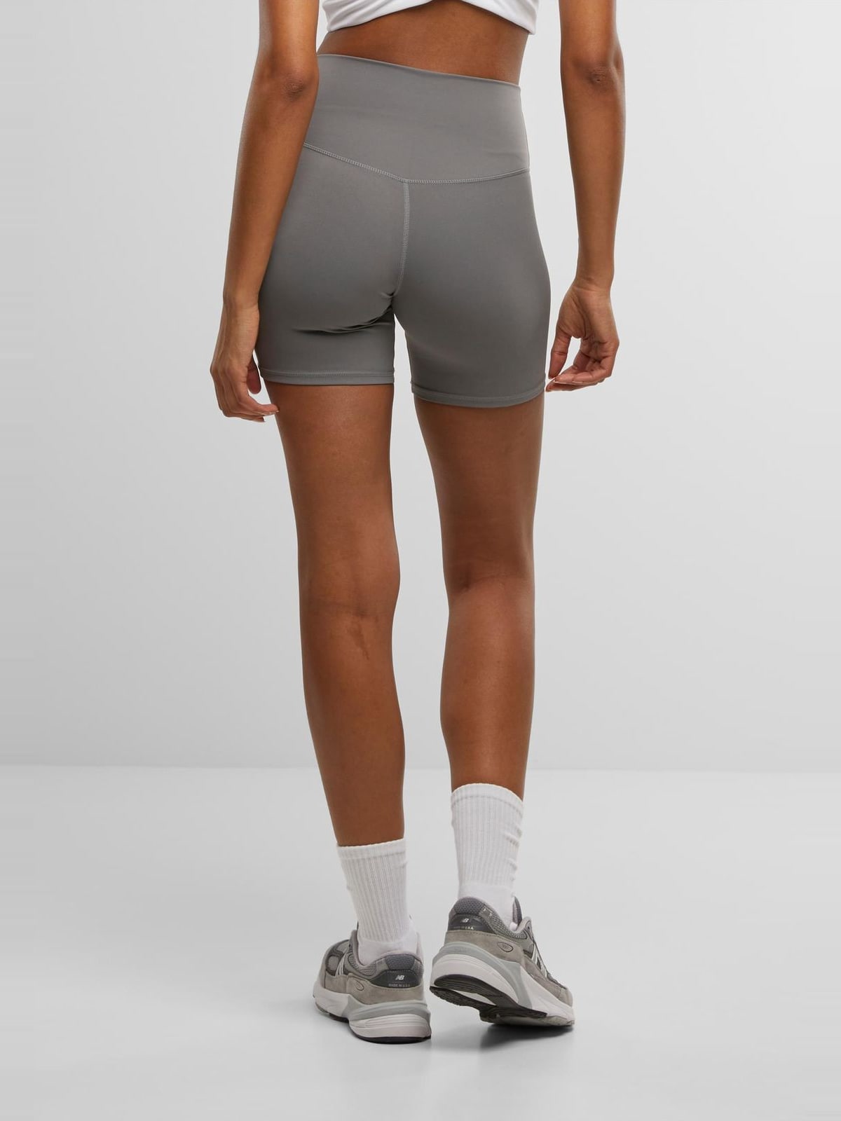 Γυναικεία σορτς ποδηλασίας Ladies Cycling Hot Pant με στενή εφαρμογή TB7814-20523 Urban Classics senior grey
