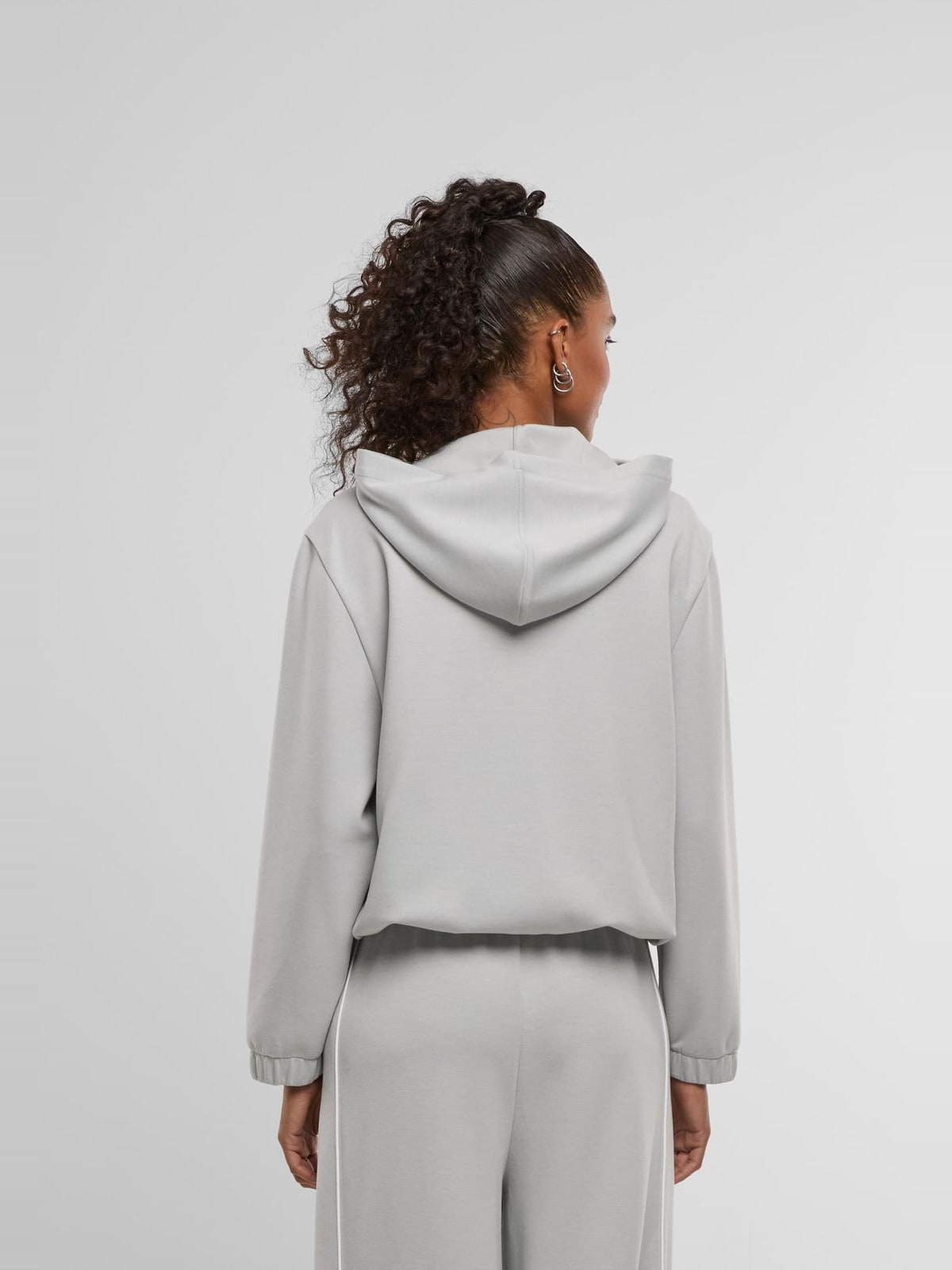 Αθλητικό hoodie με φερμουάρ Ladies Scuba Zip Hoodie άνετη εφαρμογή TB8168-02946 Urban Classics lightasphalt